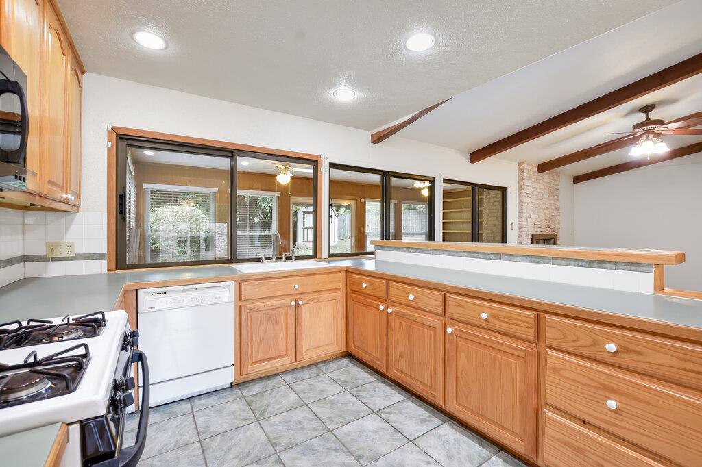 7203 Marywood Cir, Austin, TX 78723