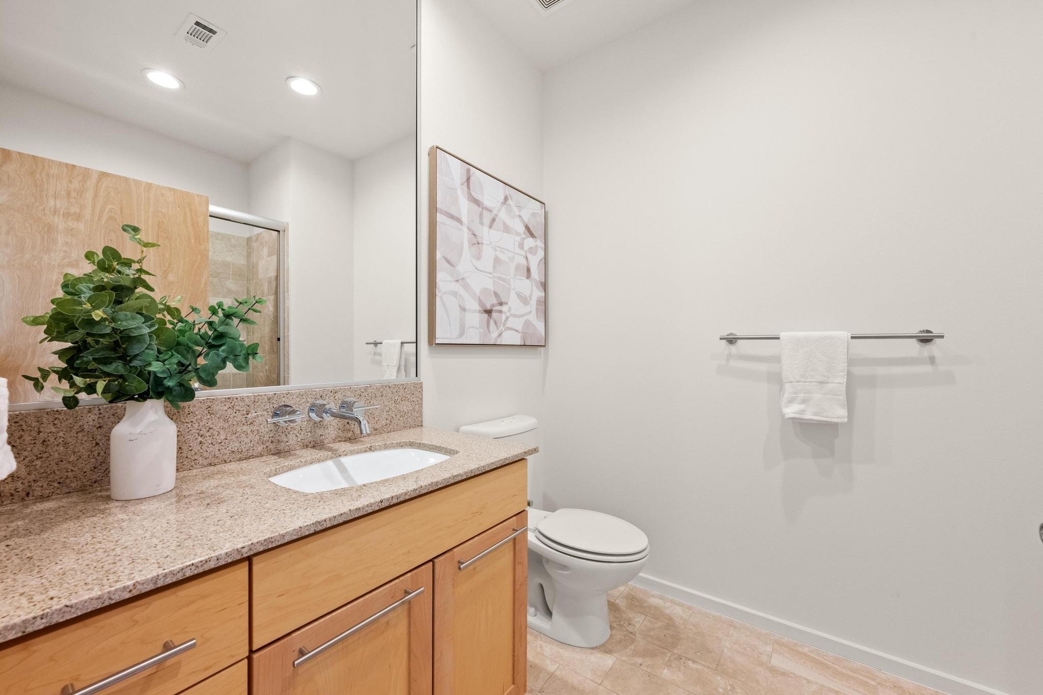 1600 Barton Springs Rd # 5601, Austin, TX 78704