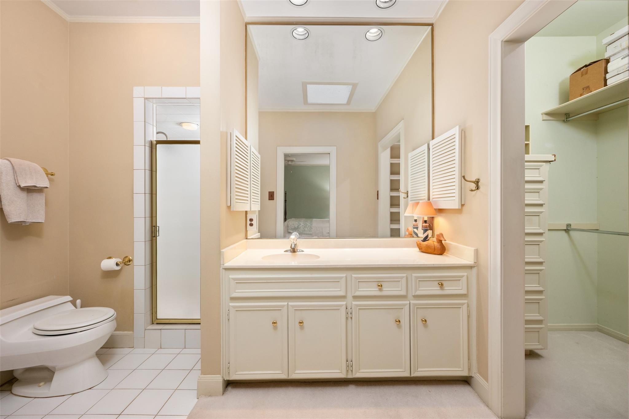 52 Club Estates Pkwy, The Hills, TX 78738