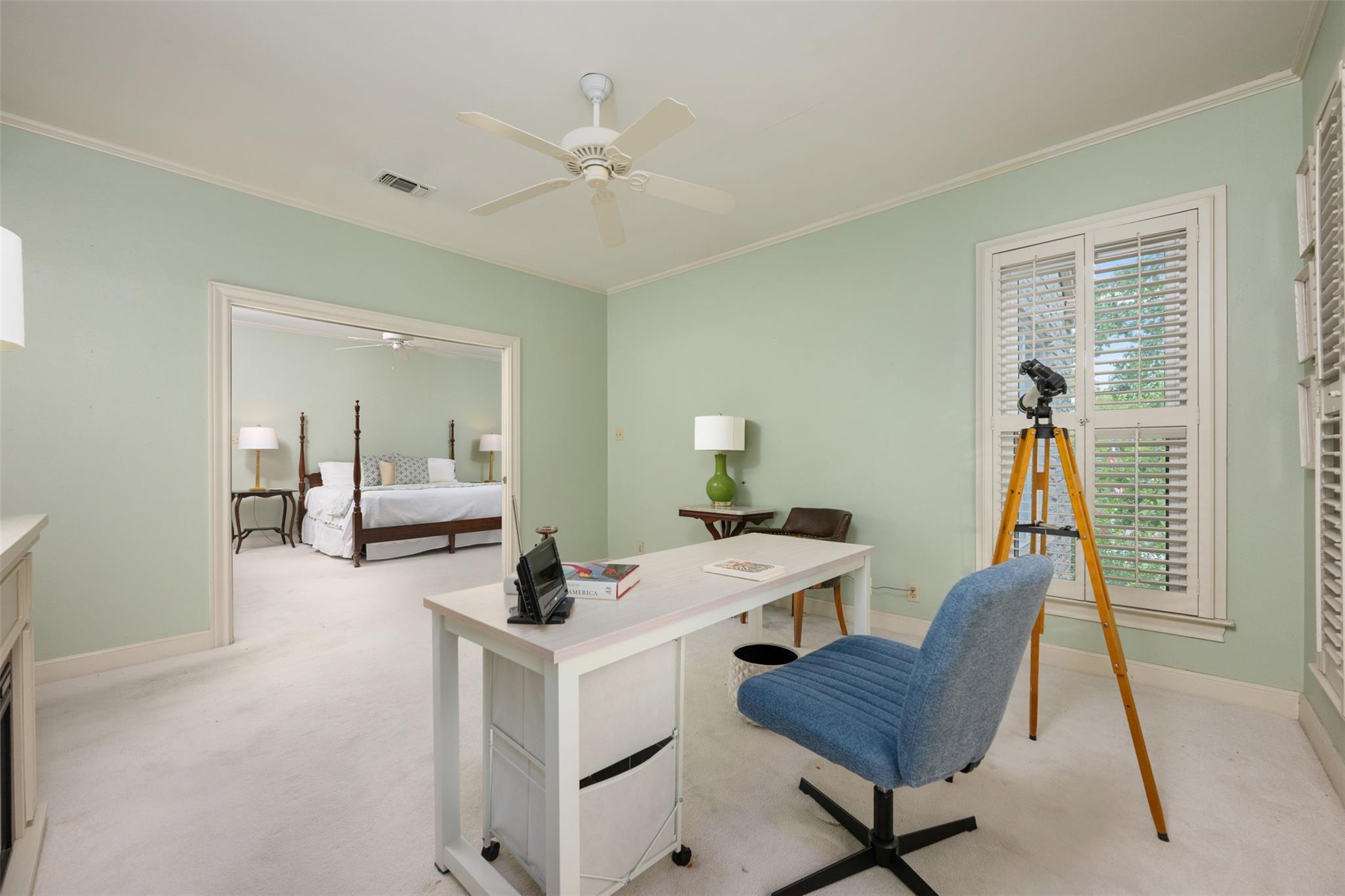 52 Club Estates Pkwy, The Hills, TX 78738