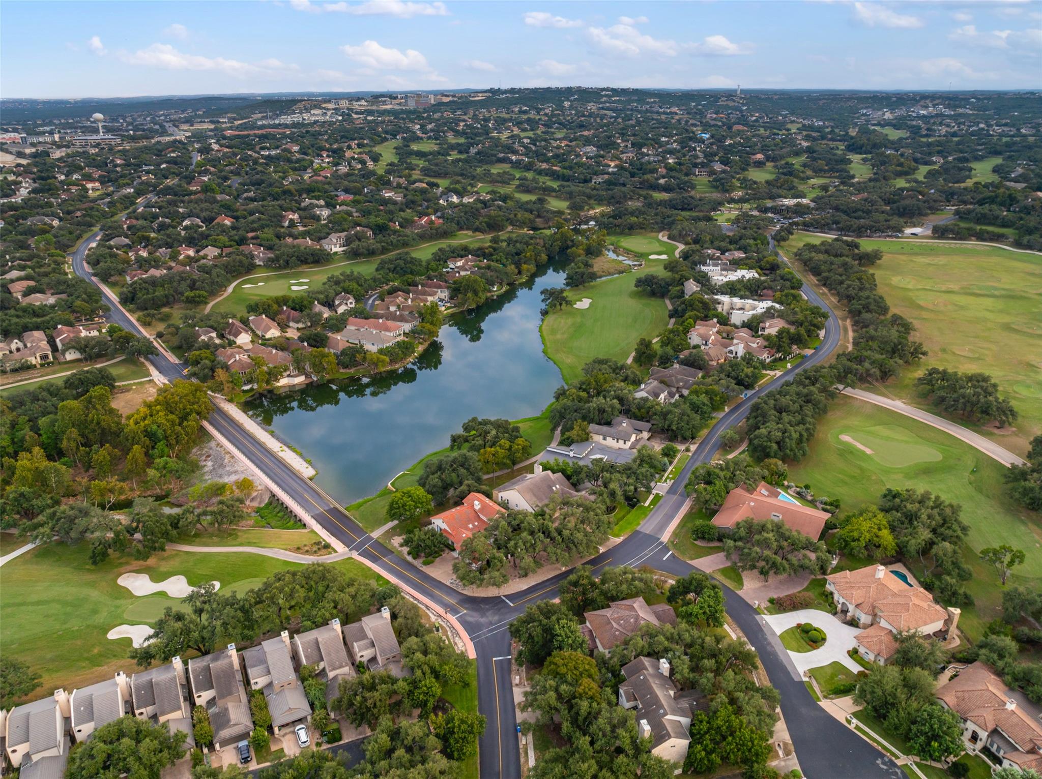 52 Club Estates Pkwy, The Hills, TX 78738