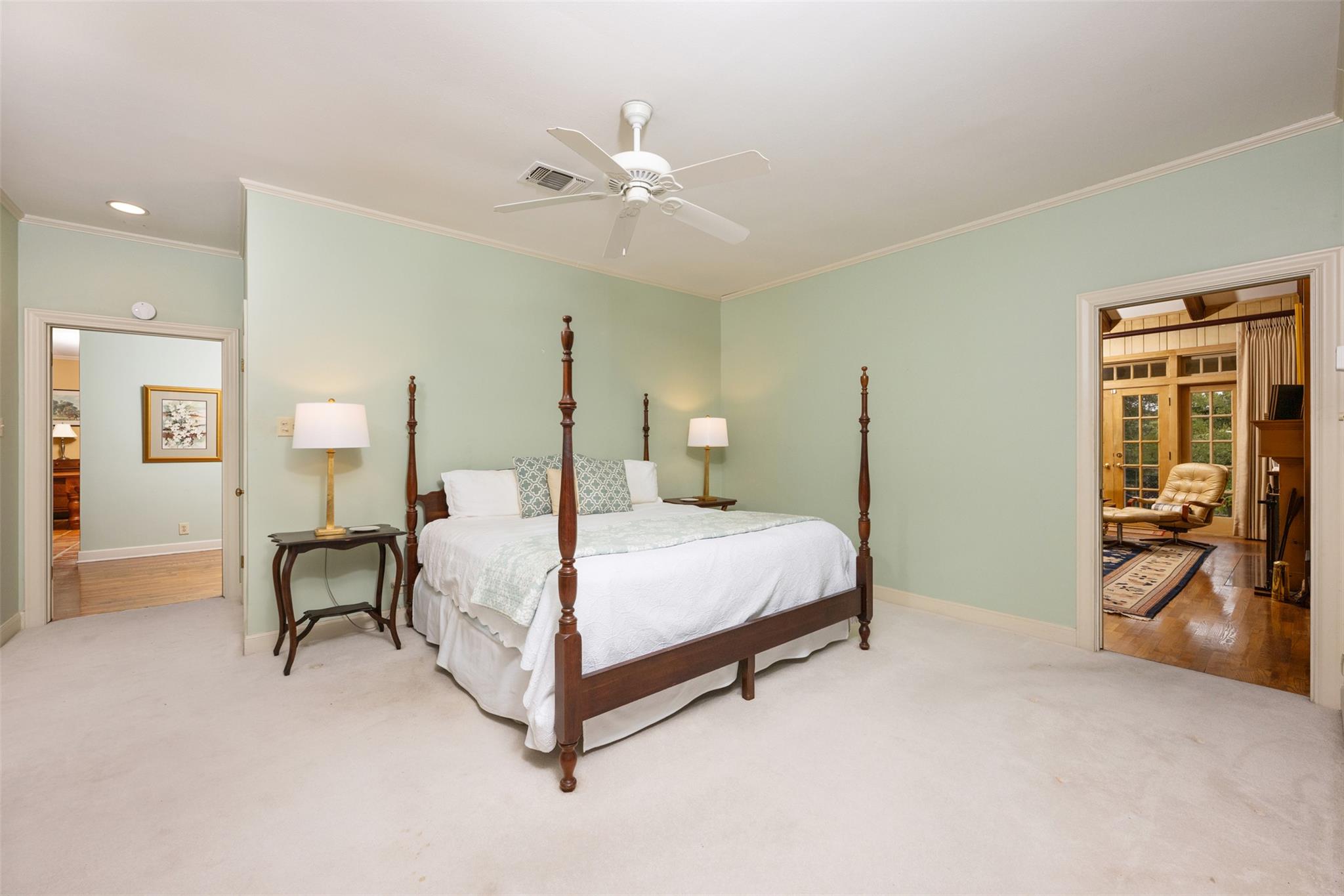 52 Club Estates Pkwy, The Hills, TX 78738