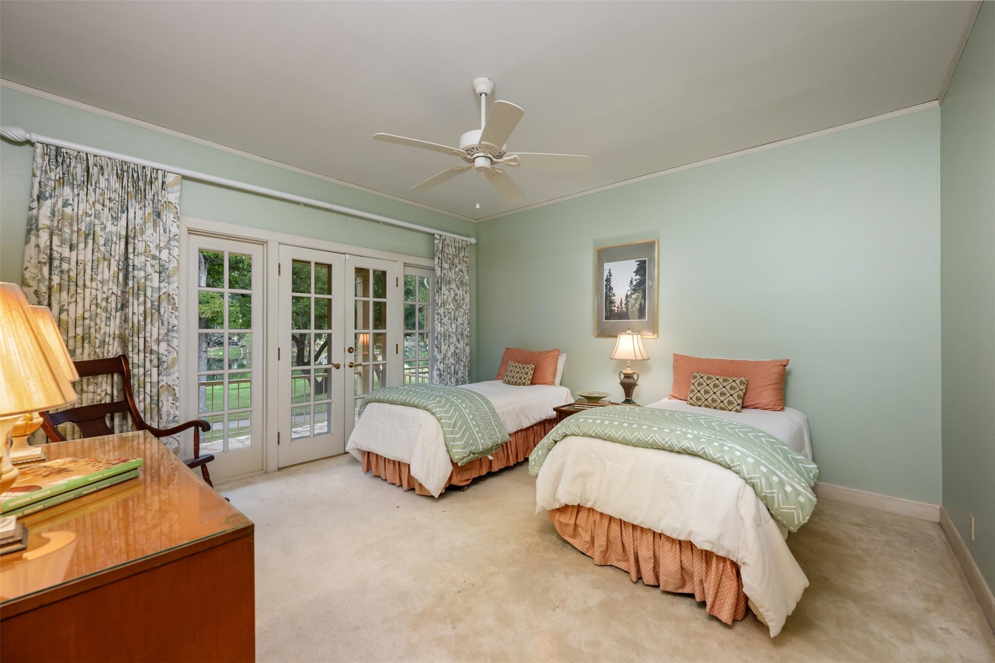 52 Club Estates Pkwy, The Hills, TX 78738