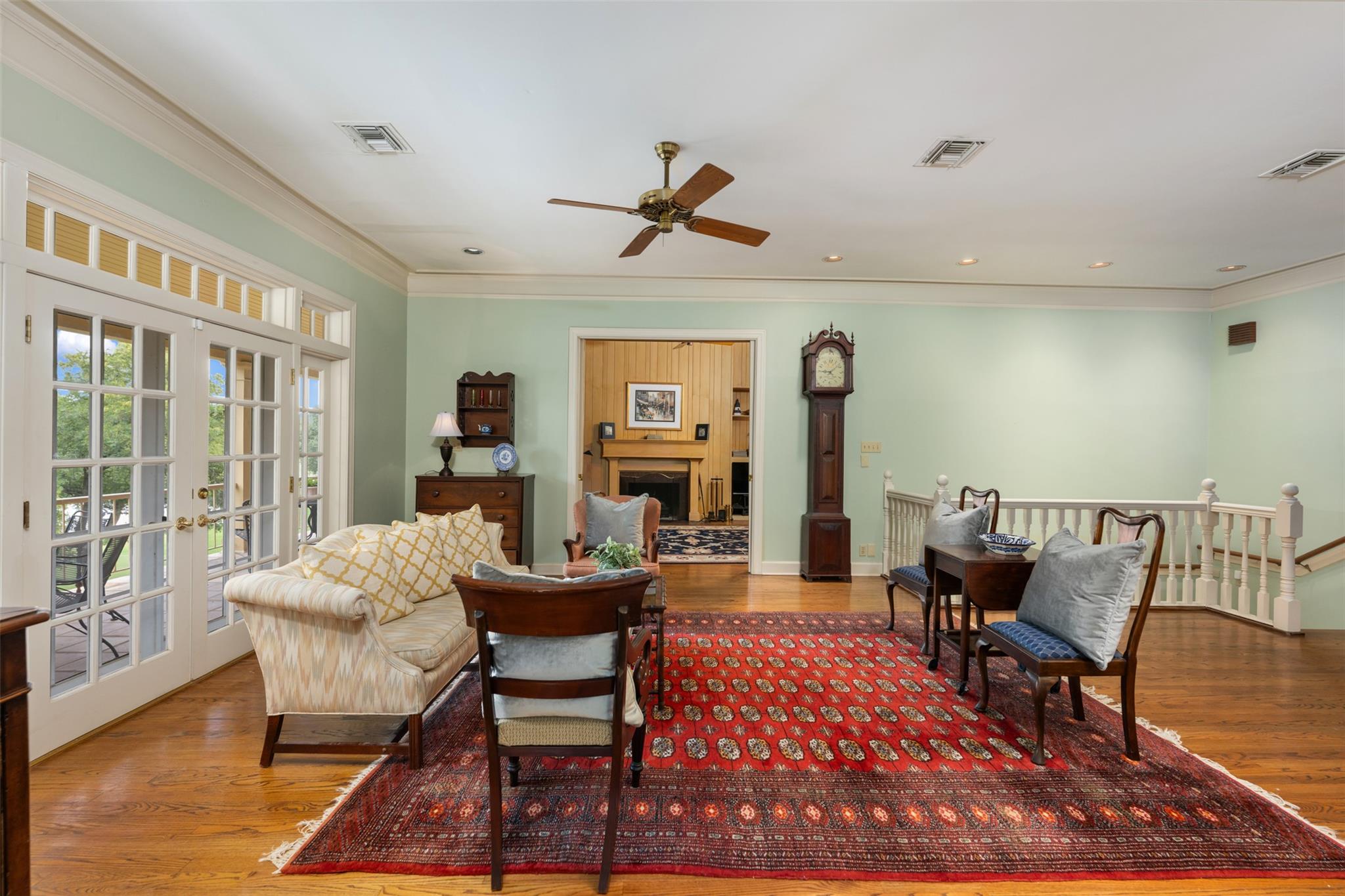 52 Club Estates Pkwy, The Hills, TX 78738