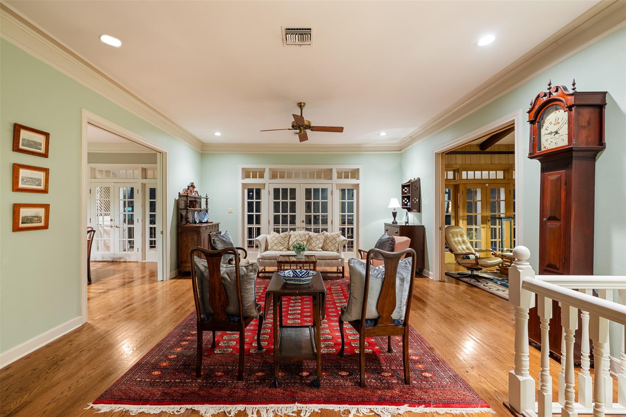 52 Club Estates Pkwy, The Hills, TX 78738