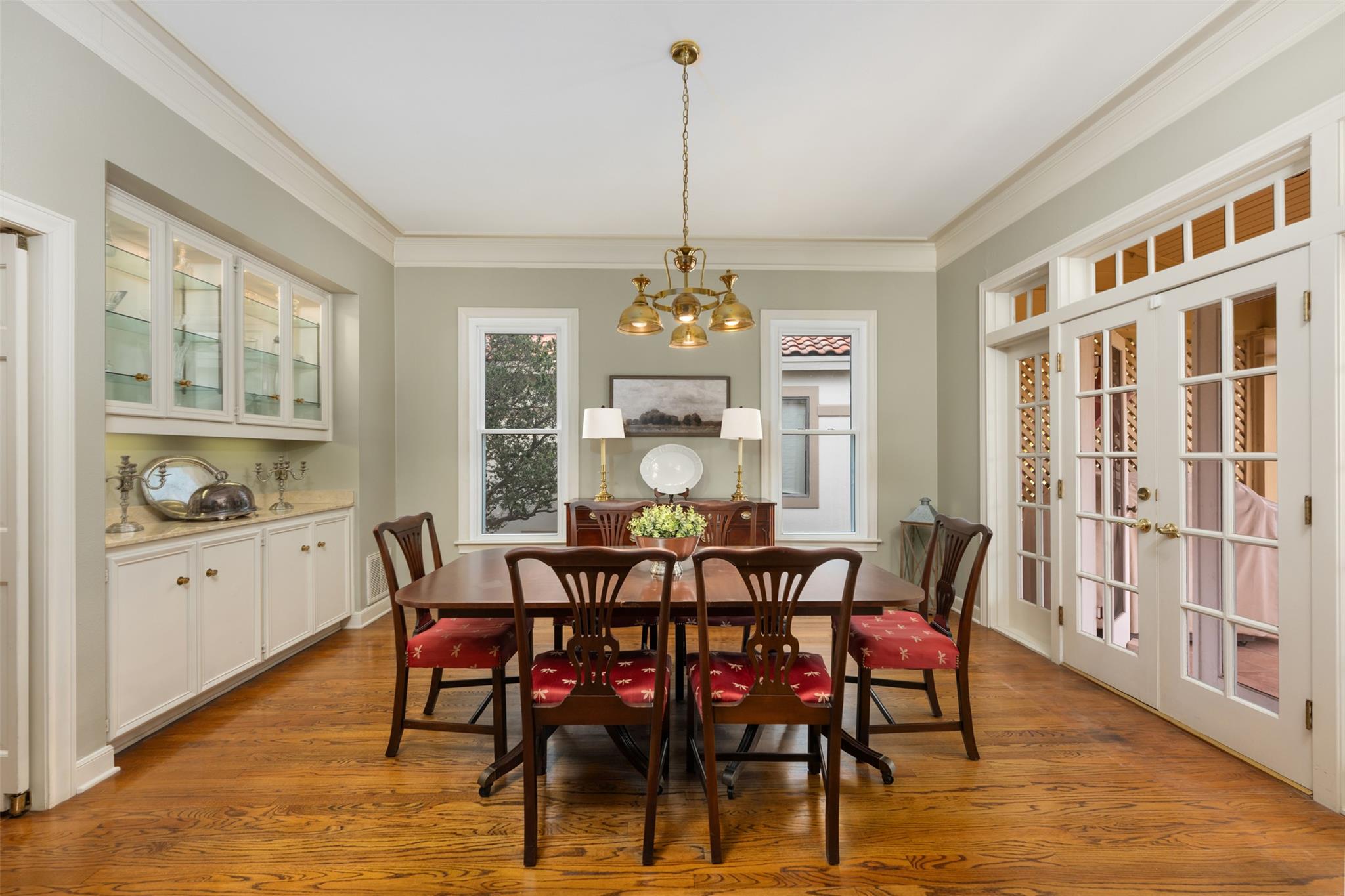 52 Club Estates Pkwy, The Hills, TX 78738