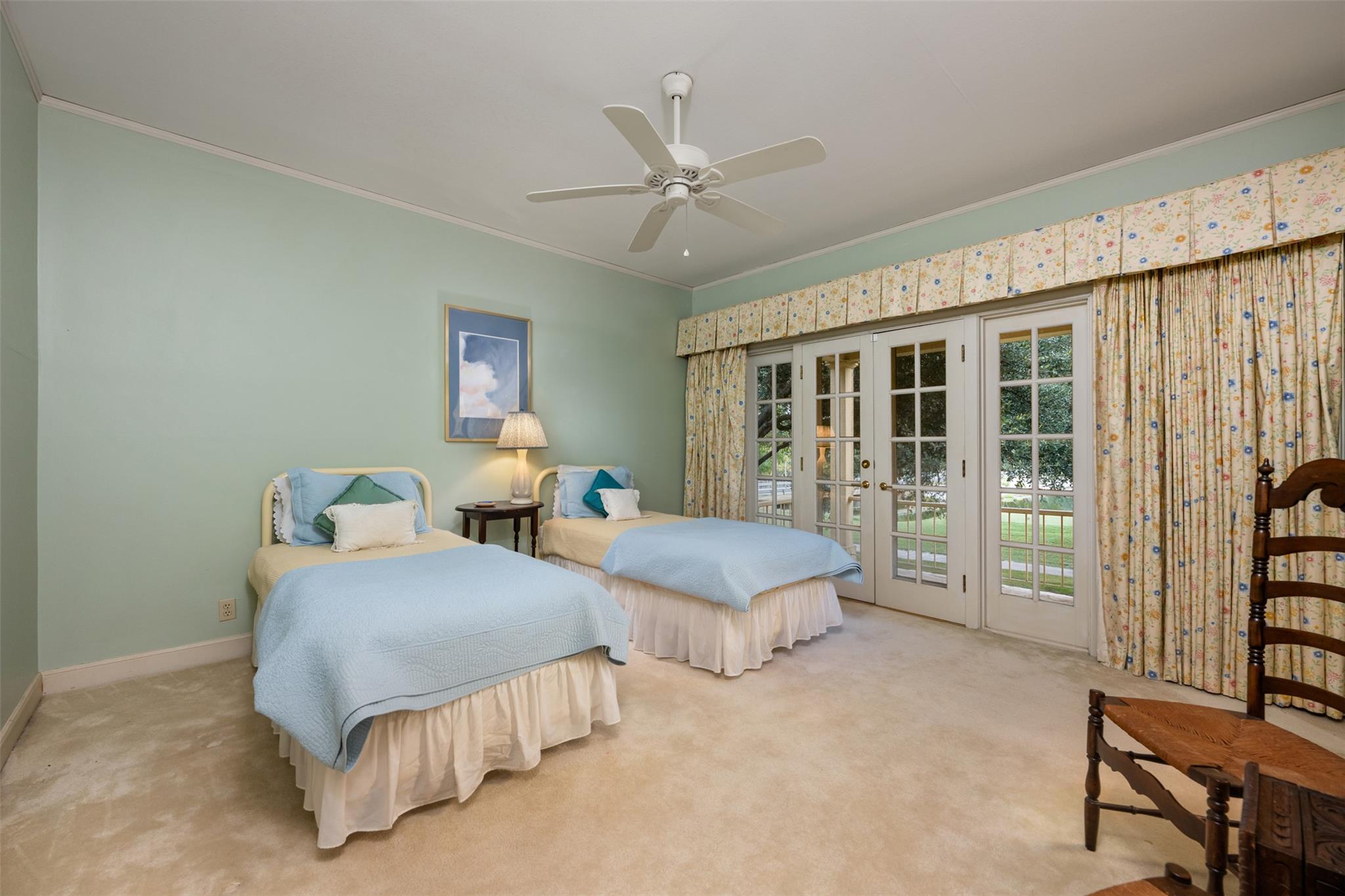 52 Club Estates Pkwy, The Hills, TX 78738