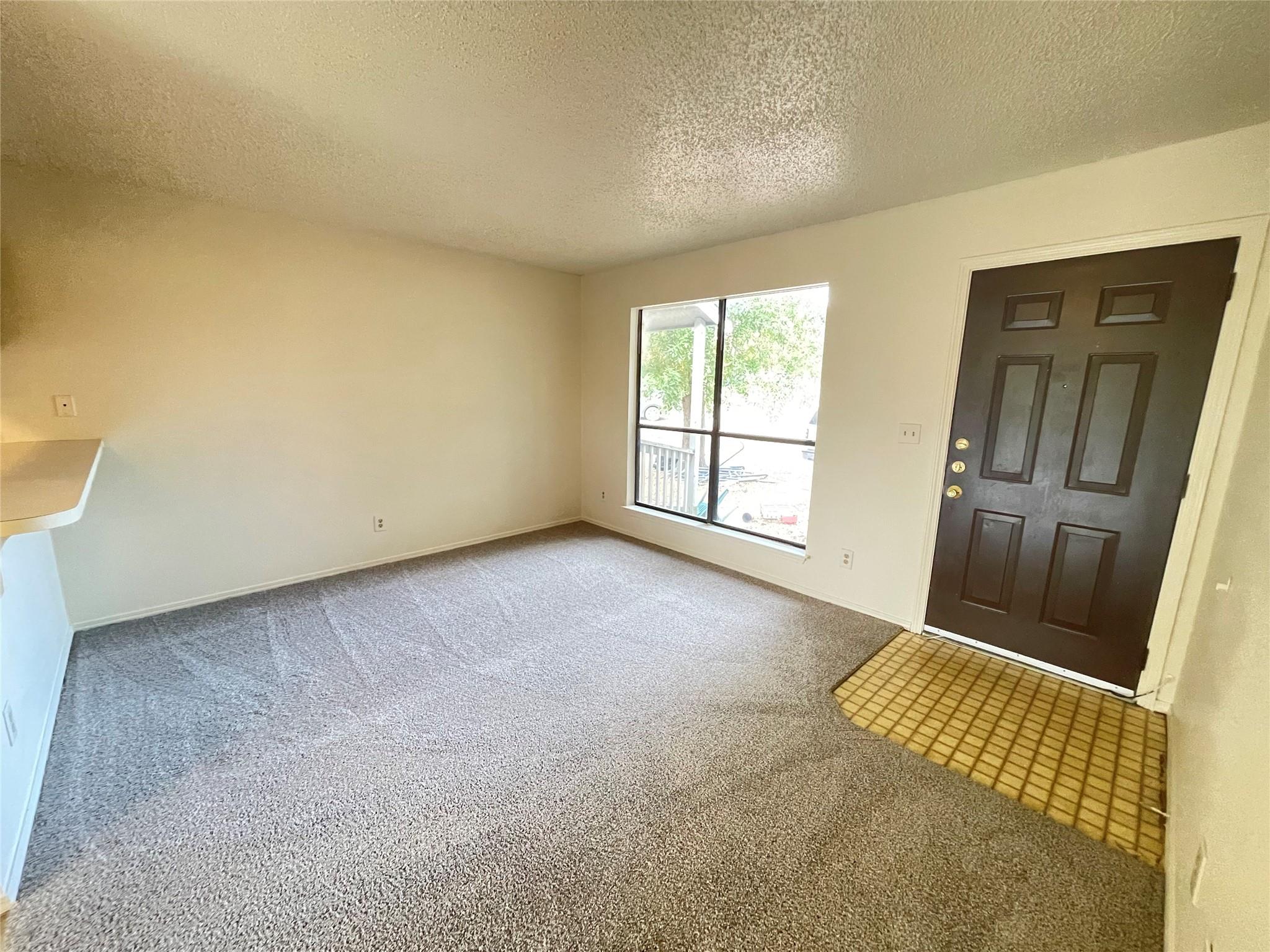 113 Hillside Dr # B, Elgin, TX 78621