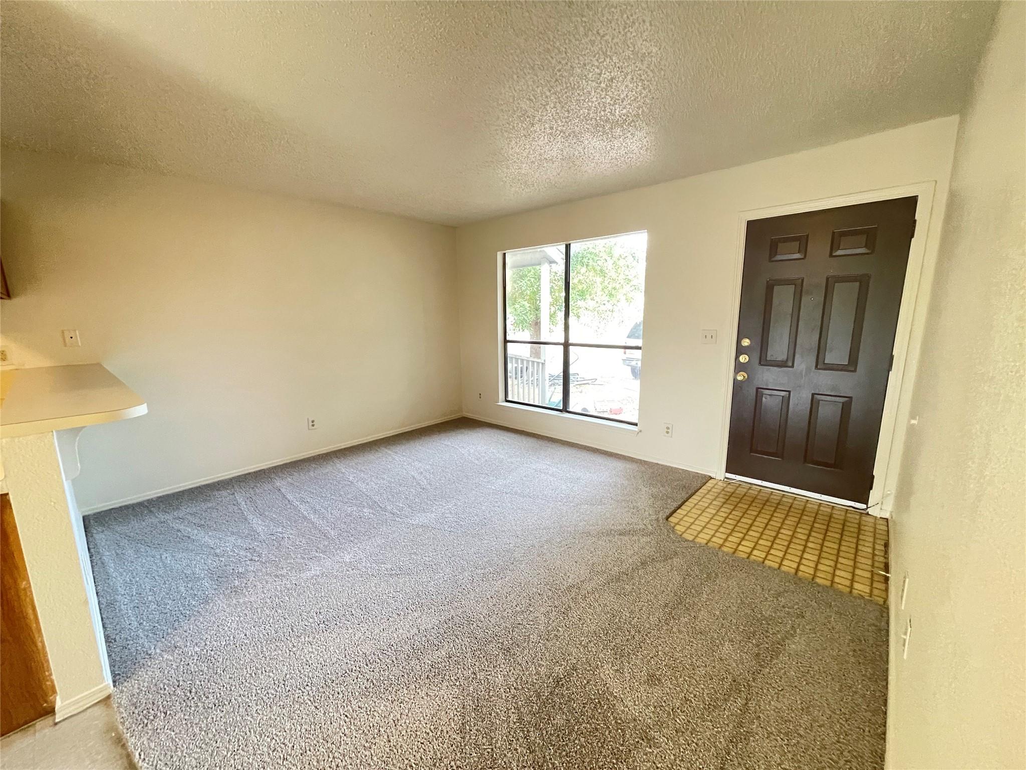 113 Hillside Dr # B, Elgin, TX 78621