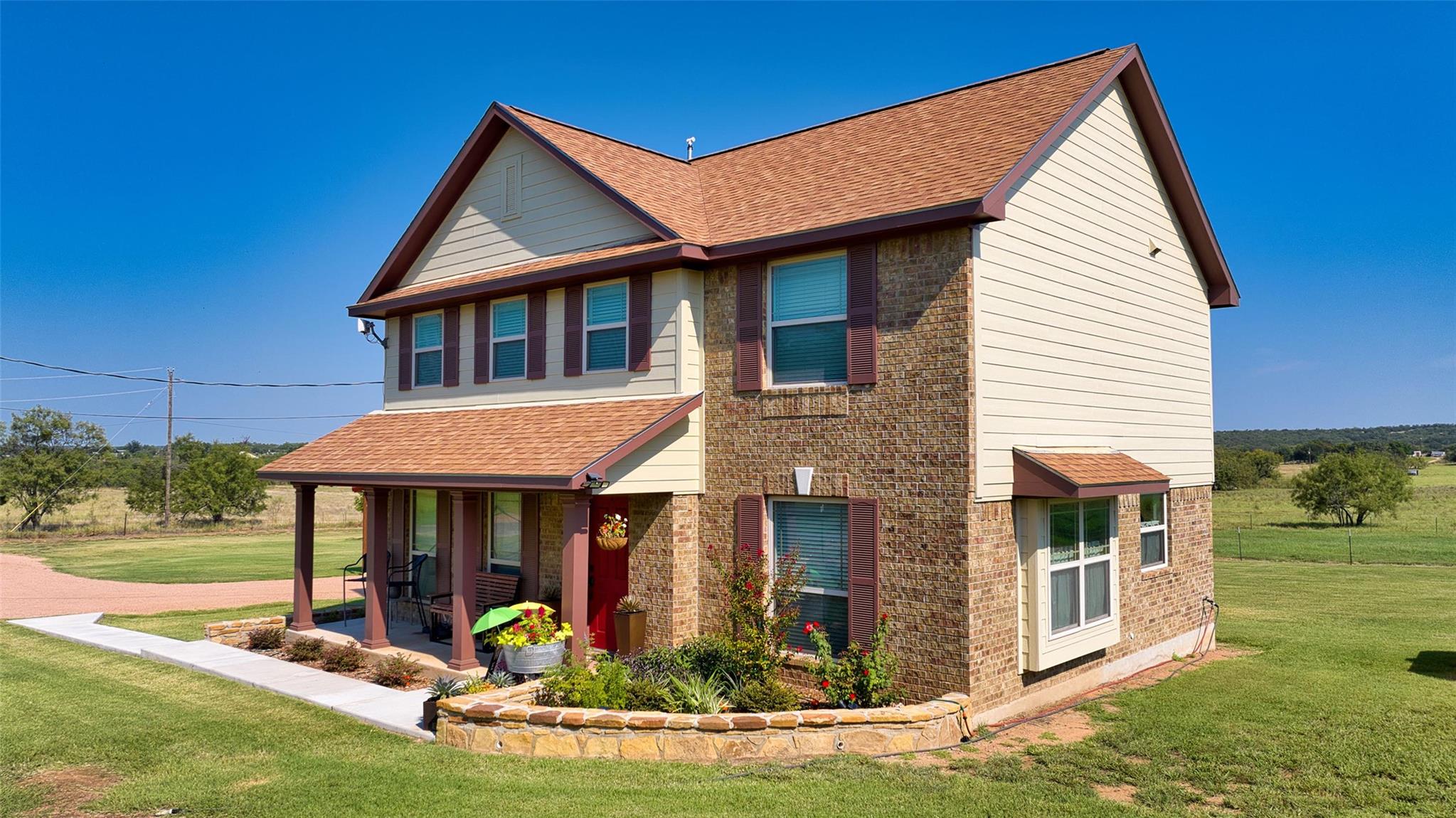 1004 E Pontotoc St, Mason, TX 76856