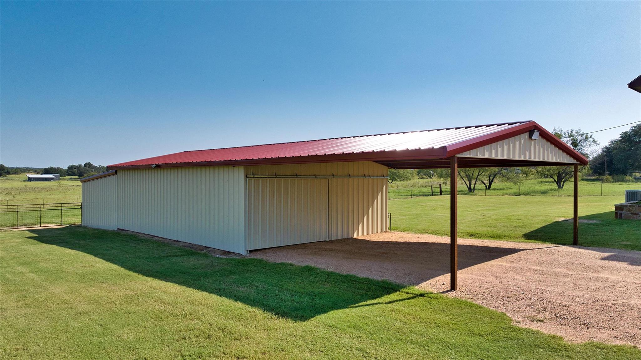 1004 E Pontotoc St, Mason, TX 76856