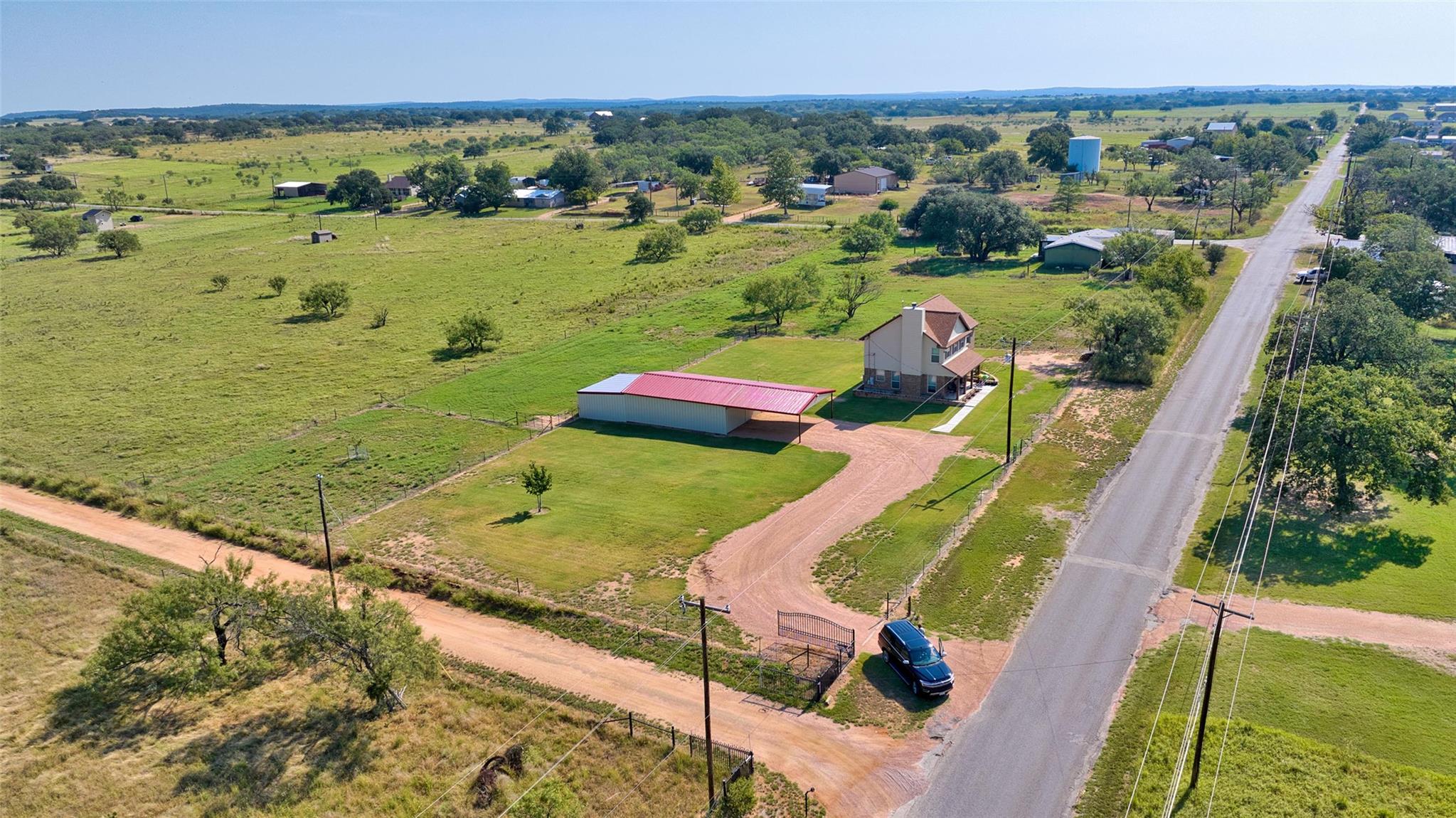 1004 E Pontotoc St, Mason, TX 76856