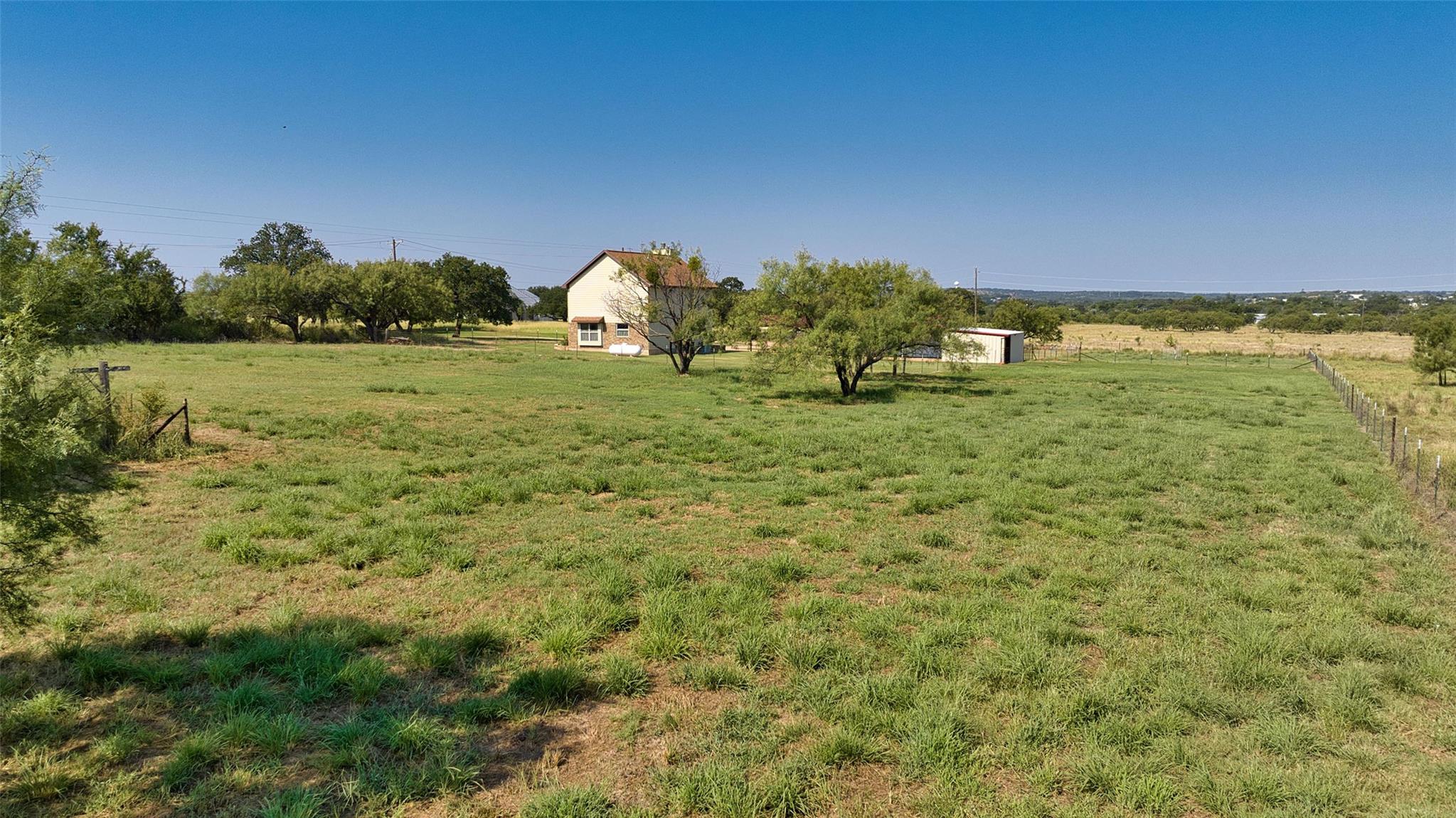 1004 E Pontotoc St, Mason, TX 76856
