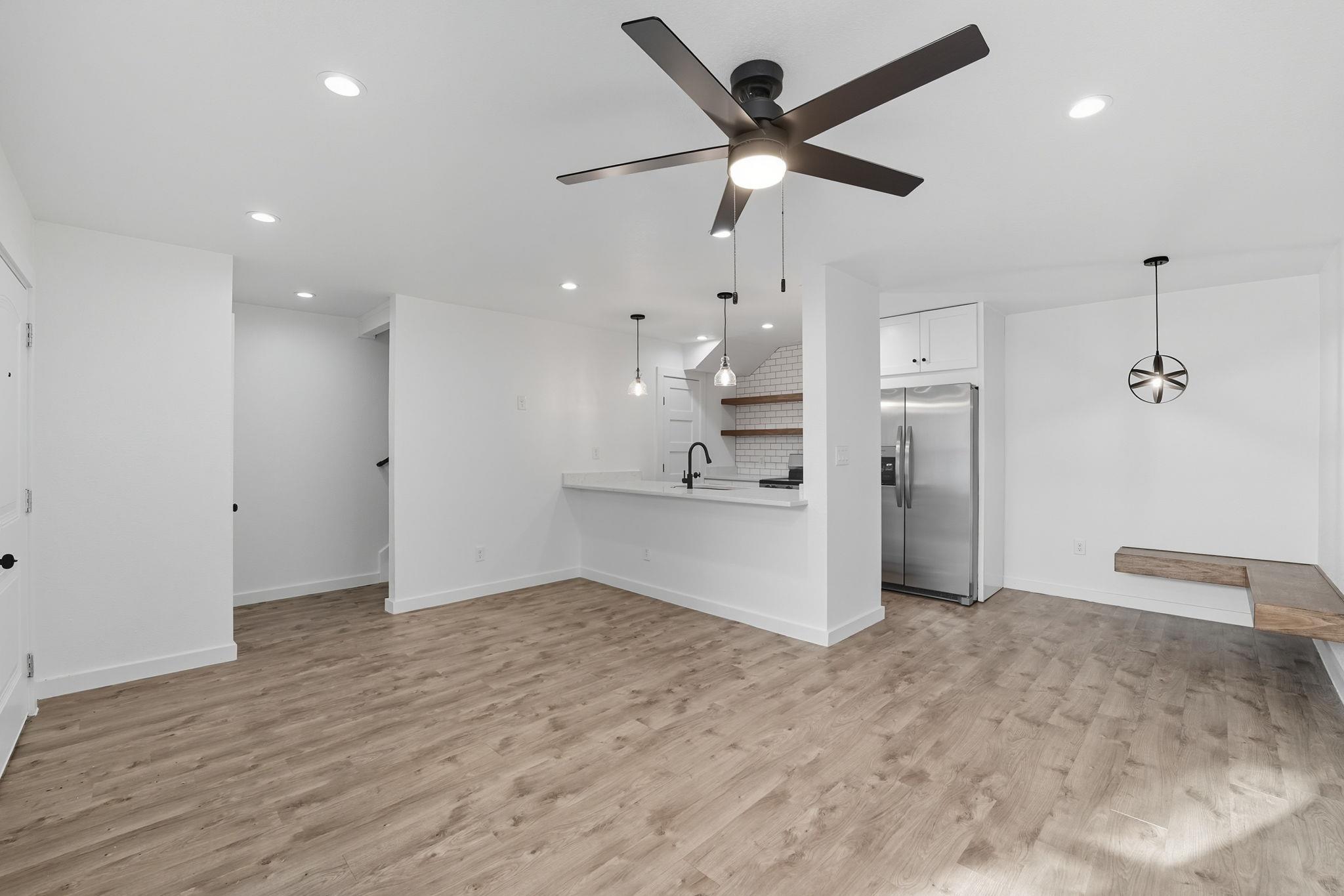 2124 Burton Dr # 133, Austin, TX 78741