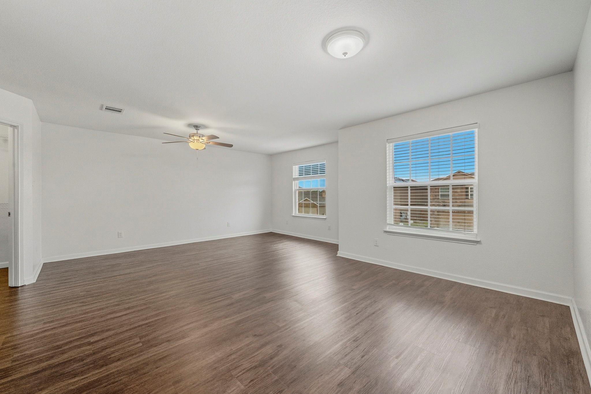 1657 Amy Dr, Kyle, TX 78640