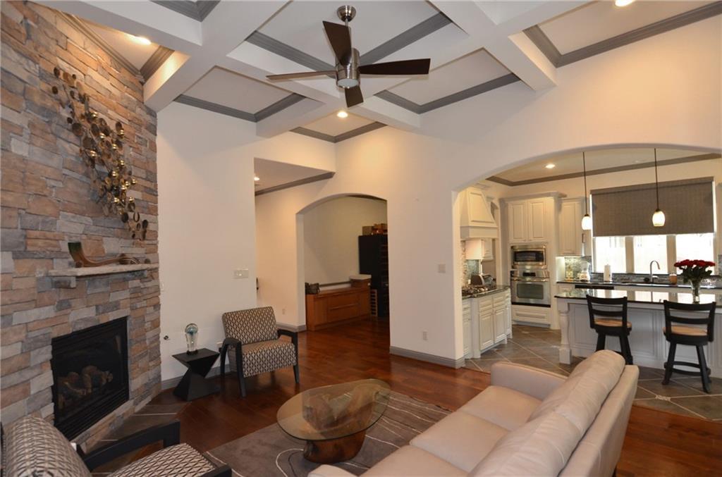 12812 Black Hills Dr, Austin, TX 78748