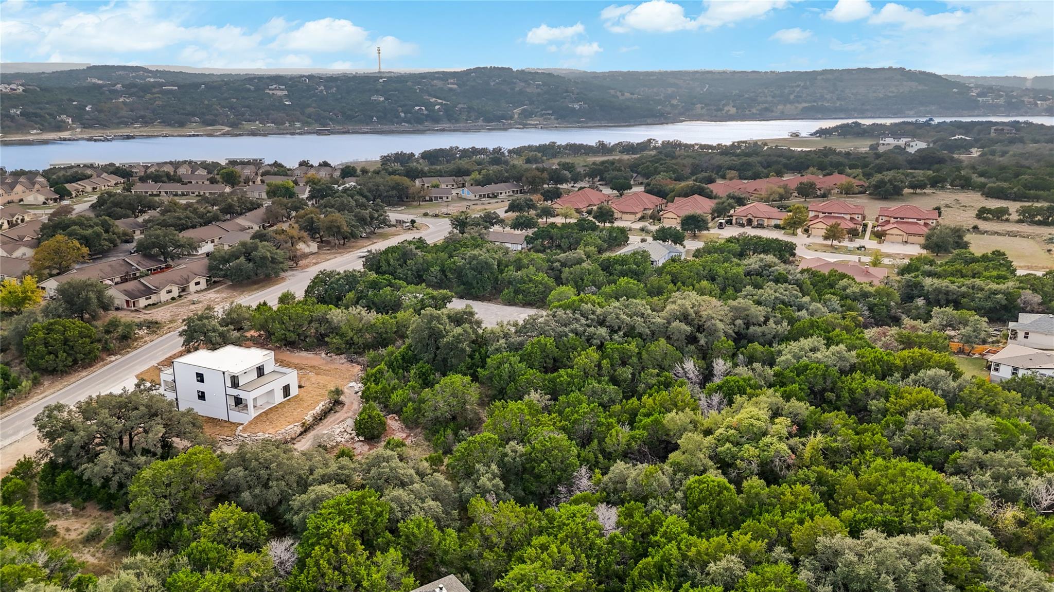 2003 Highland Lake Dr, Leander, TX 78645