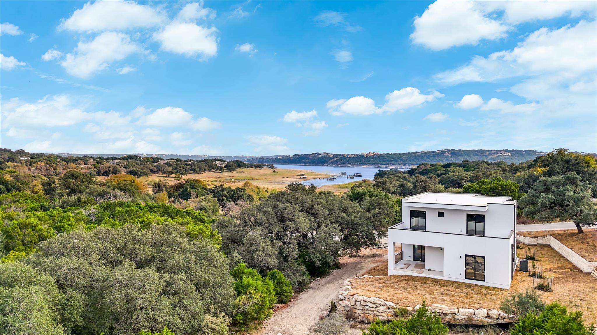 2003 Highland Lake Dr, Leander, TX 78645