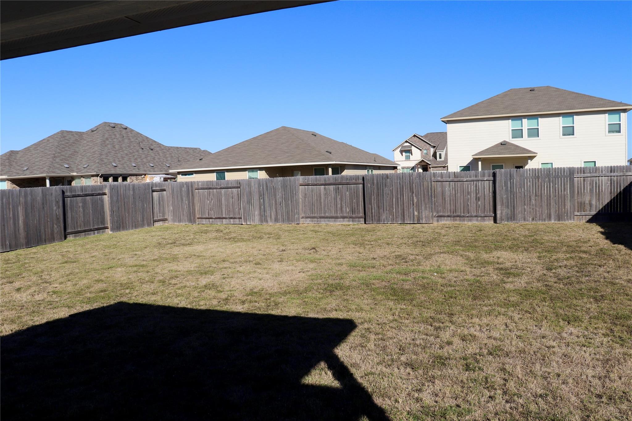 105 Sarnella Way, Hutto, TX 78634