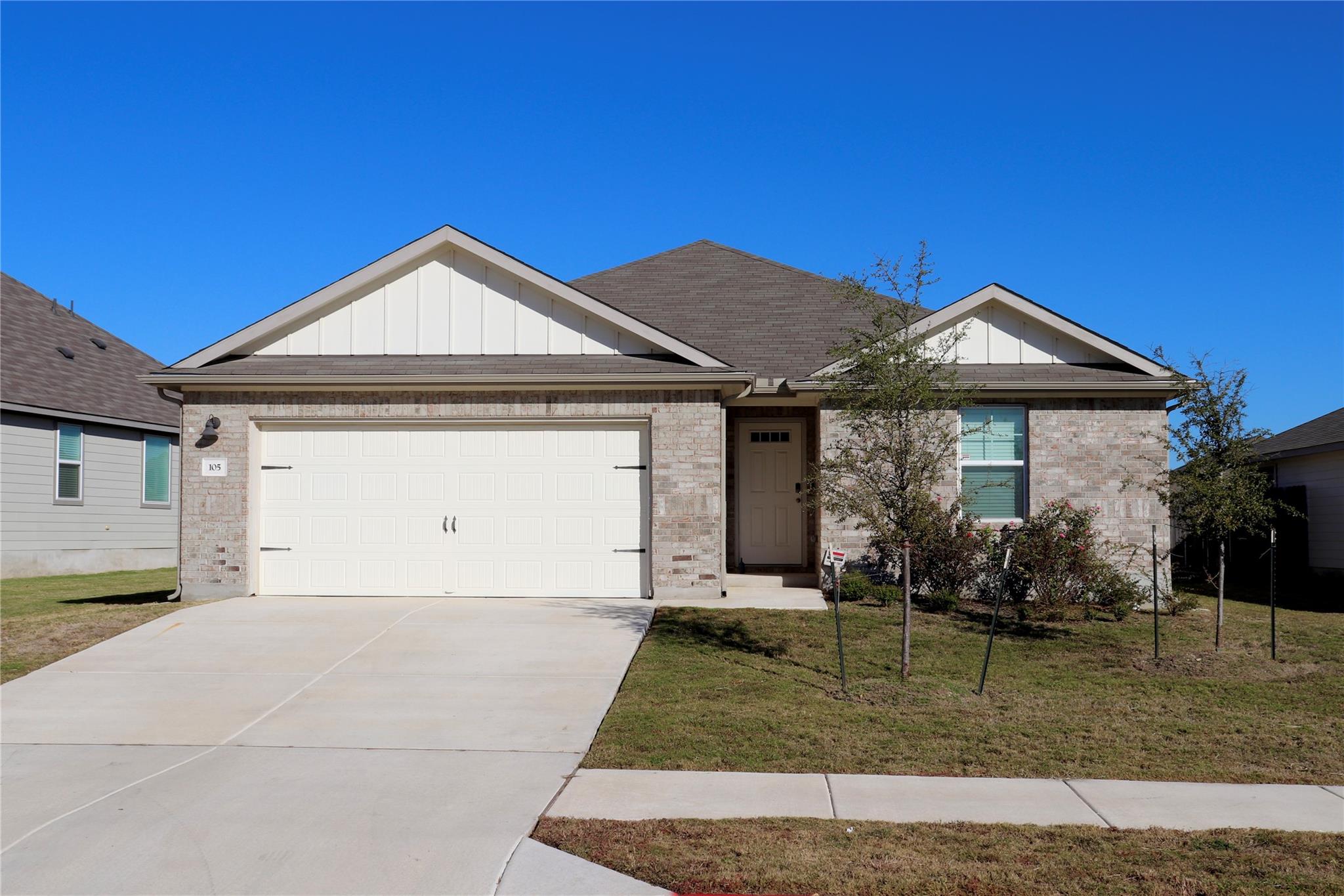 105 Sarnella Way, Hutto, TX 78634