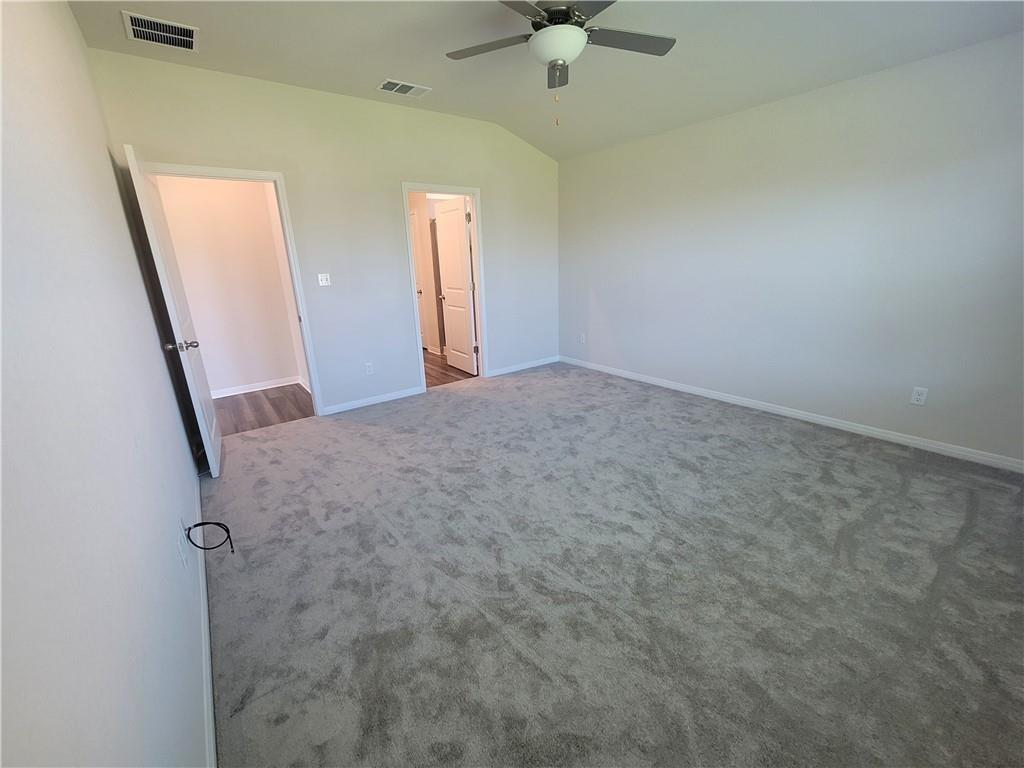 105 Sarnella Way, Hutto, TX 78634