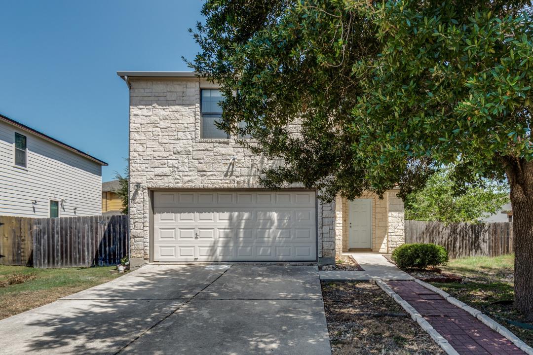 721 New Bridge Dr, Kyle, TX 78640
