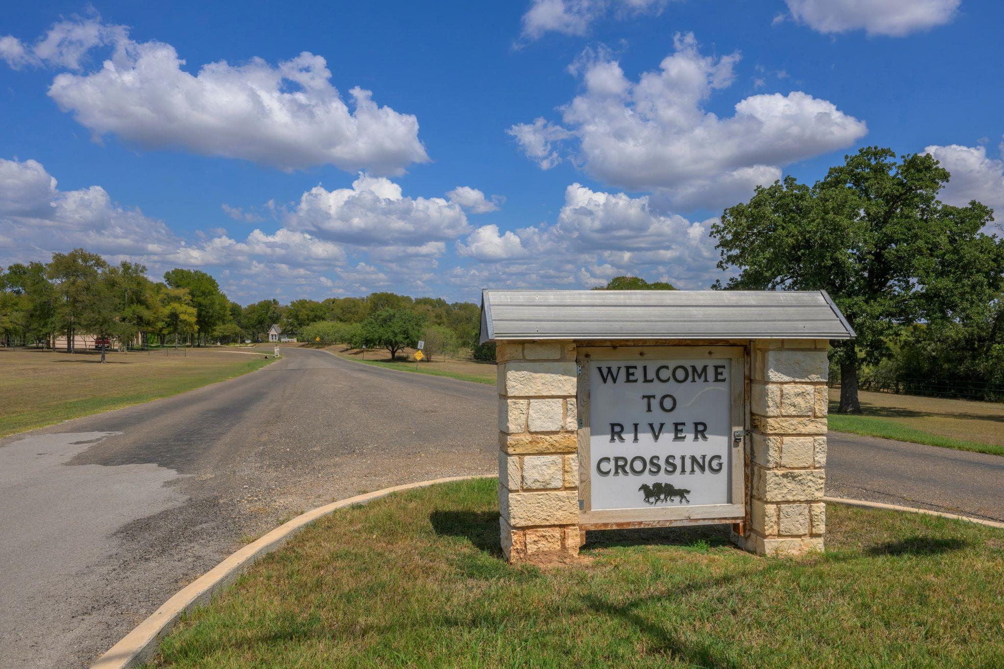 100 Colorado Blf, Cedar Creek, TX 78612