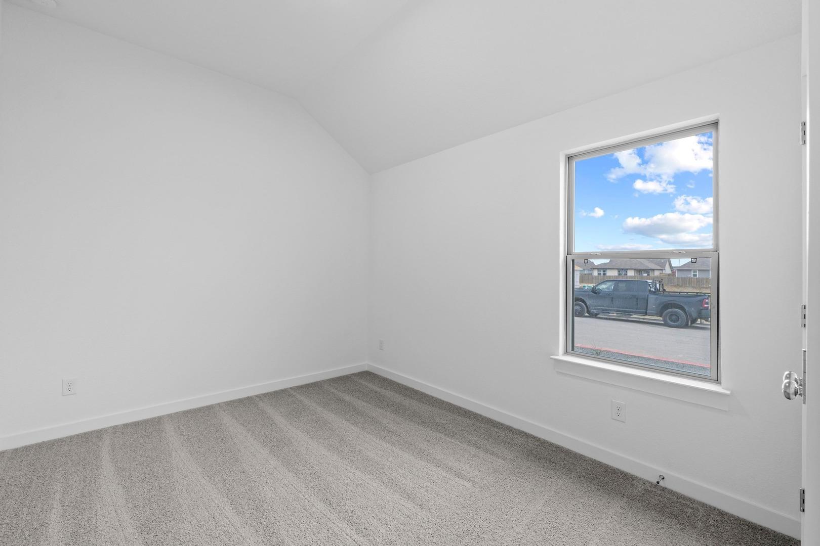 100 Mandeville Dr, Hutto, TX 78634