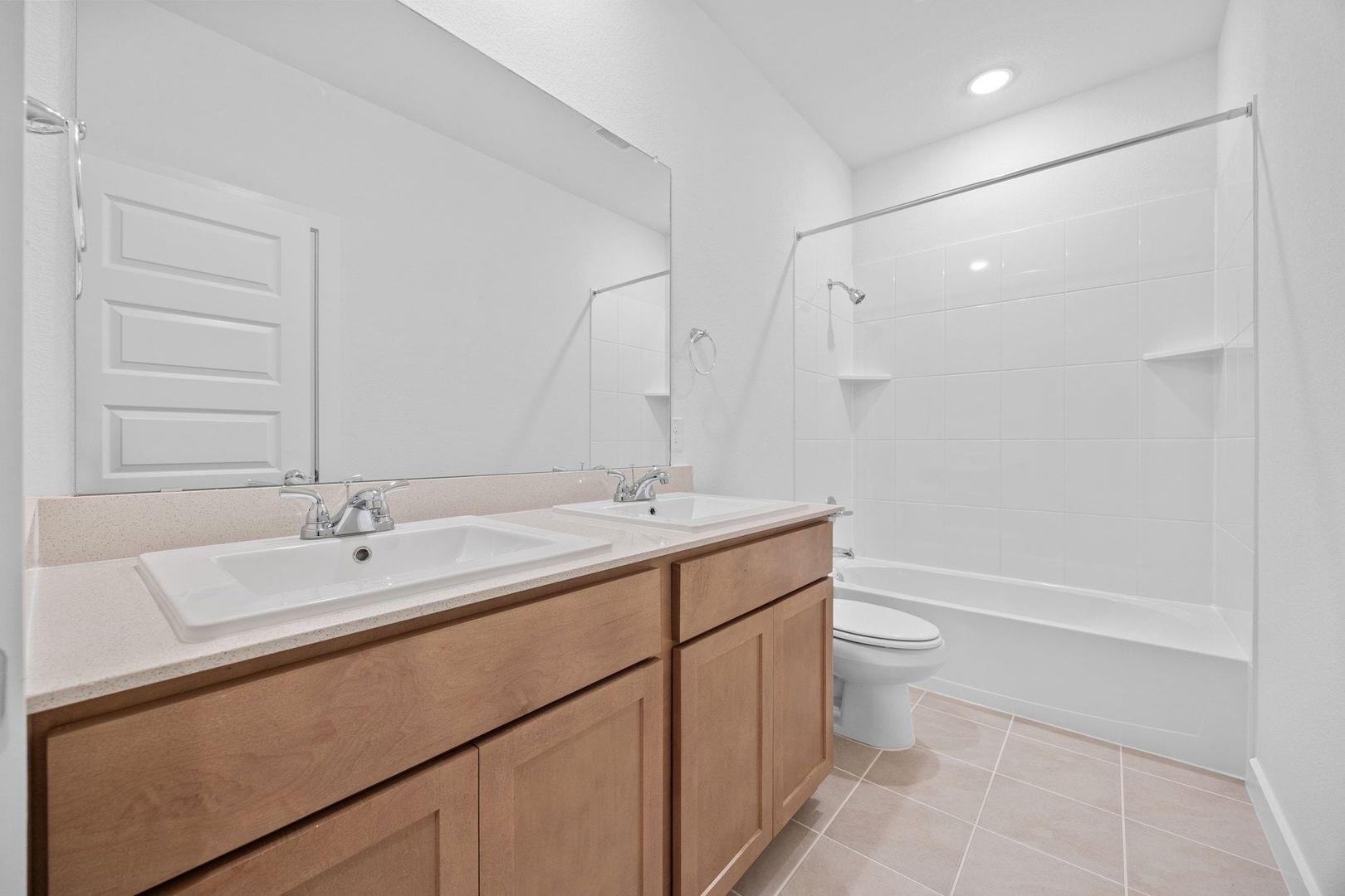 102 Mandeville Dr, Hutto, TX 78634