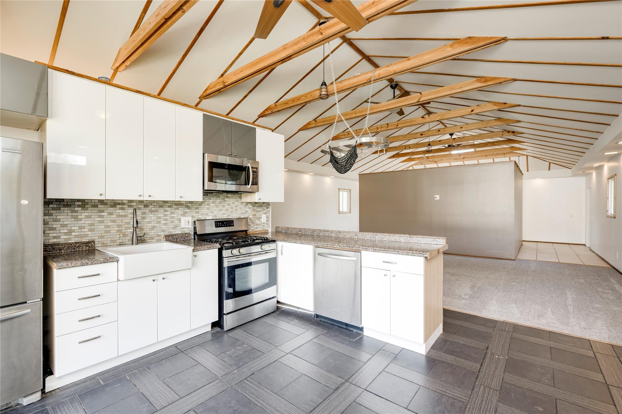 2713 Sweeney Ln Ln, Austin, TX 78723