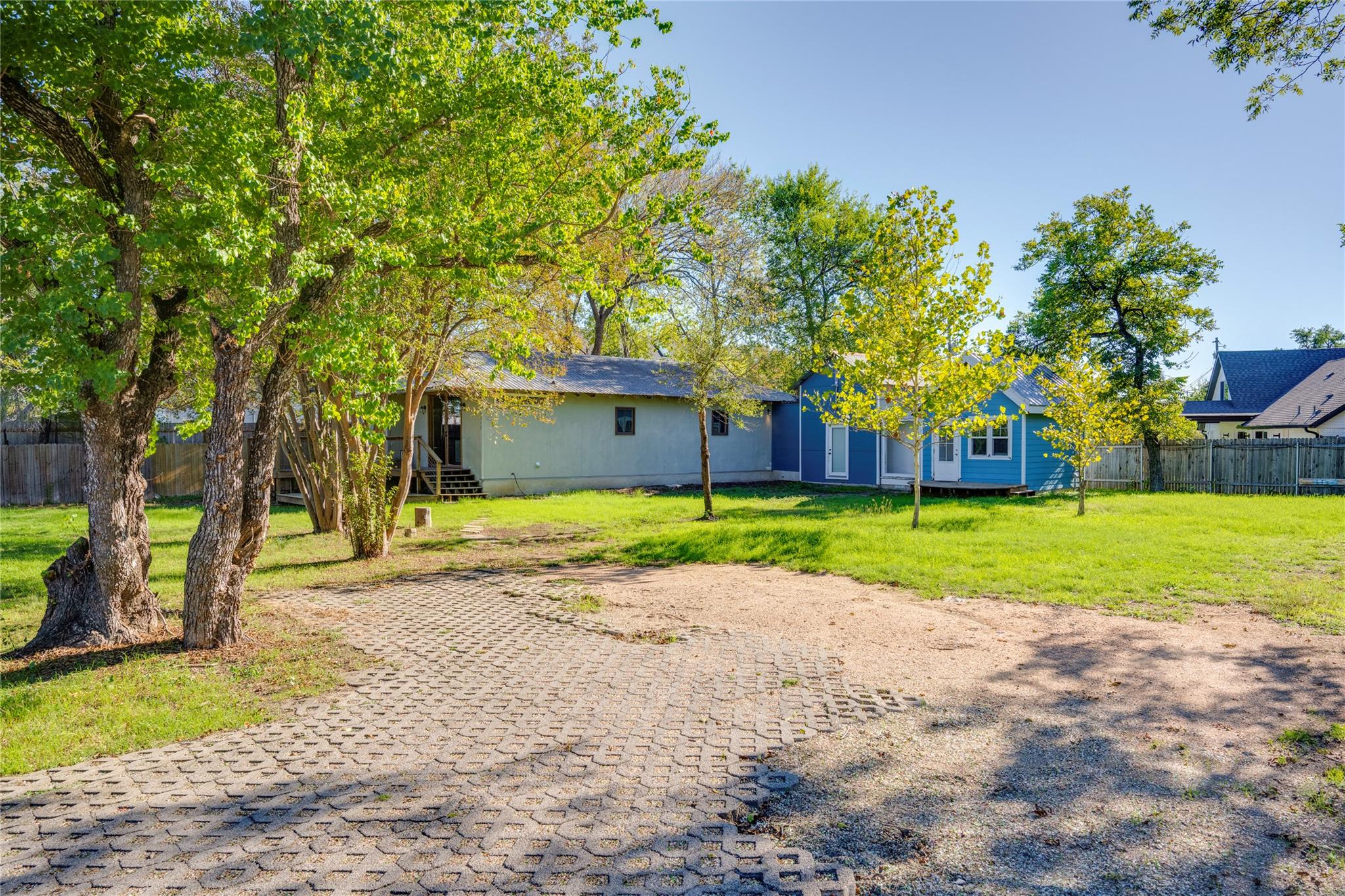 2713 Sweeney Ln Ln, Austin, TX 78723