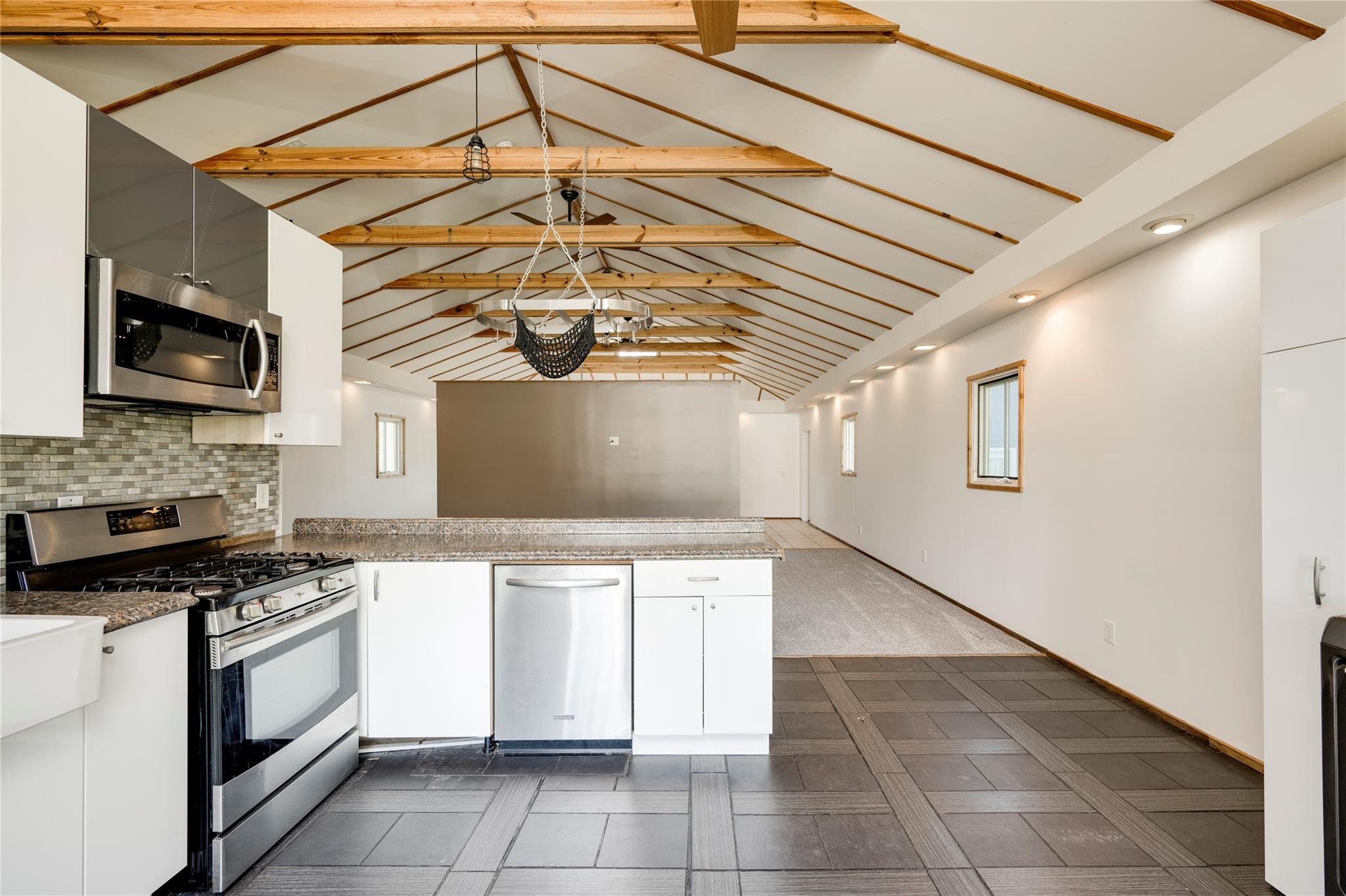 2713 Sweeney Ln Ln, Austin, TX 78723