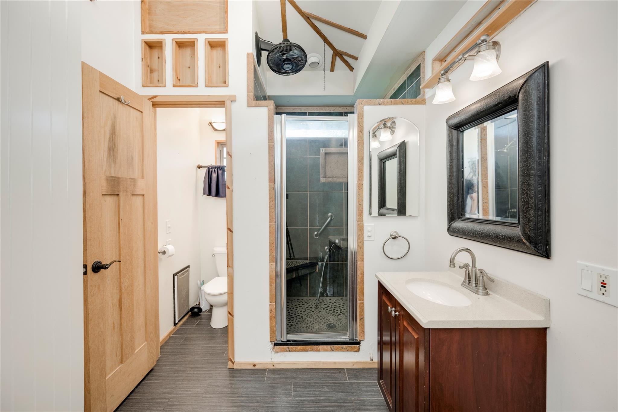 2713 Sweeney Ln Ln, Austin, TX 78723