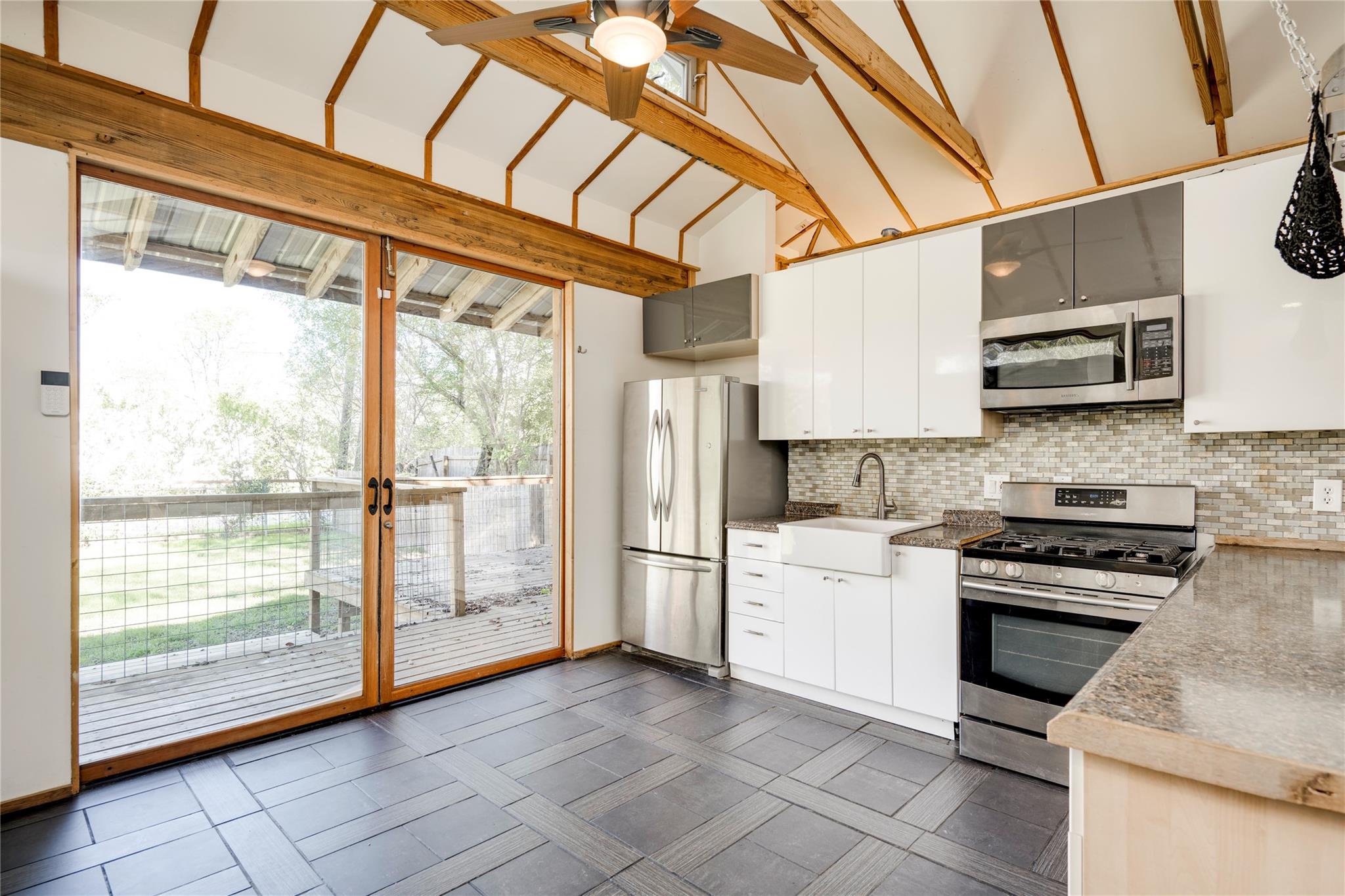 2713 Sweeney Ln Ln, Austin, TX 78723