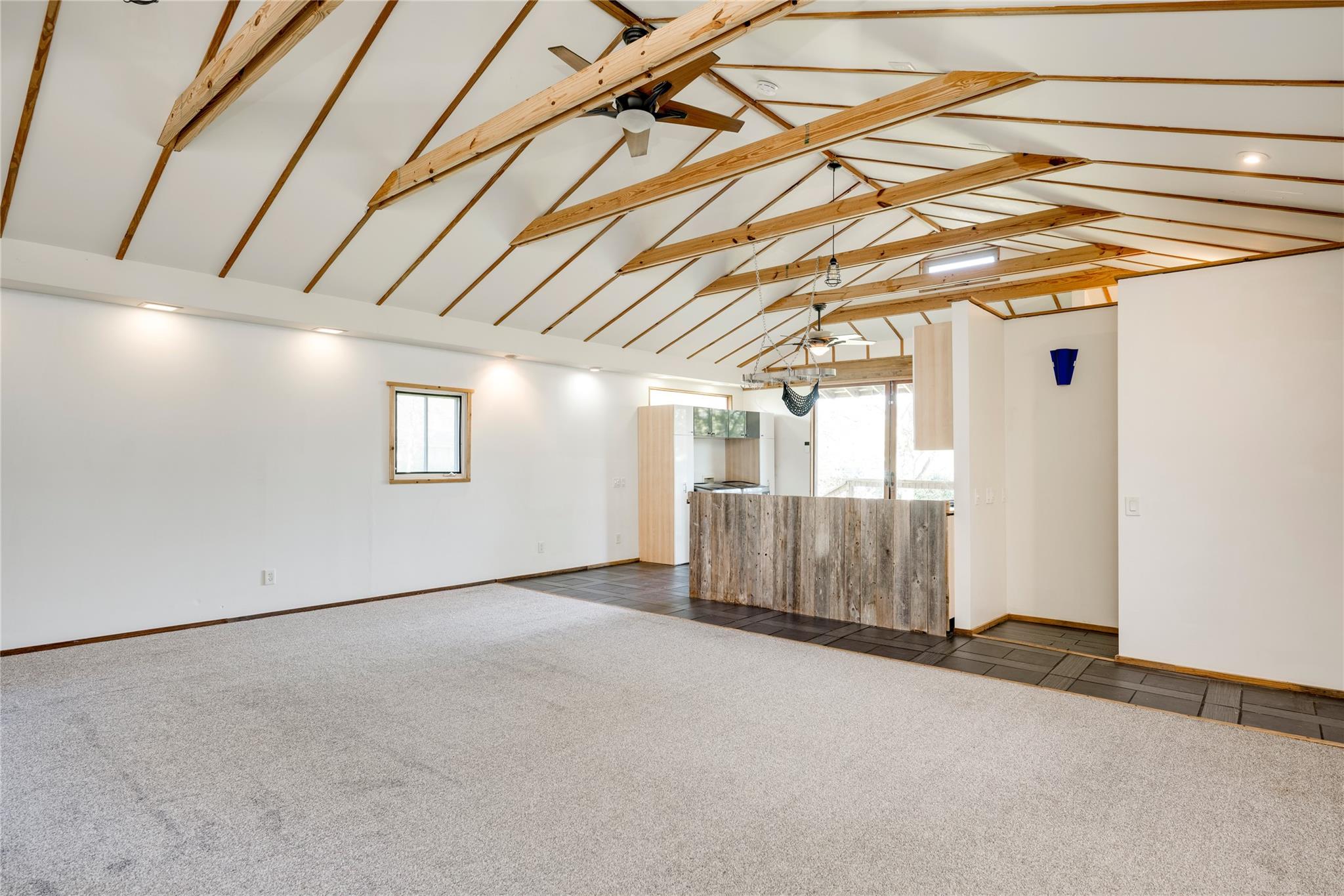 2713 Sweeney Ln Ln, Austin, TX 78723