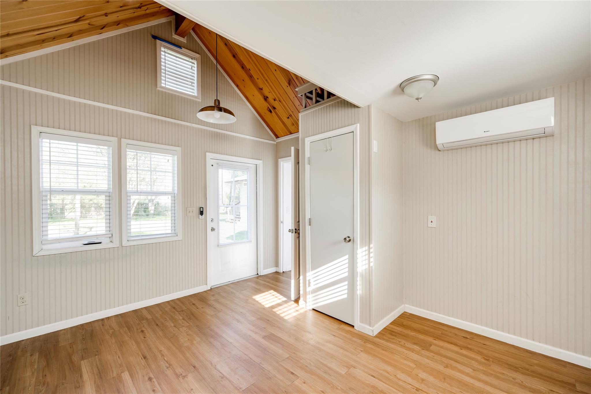 2713 Sweeney Ln Ln, Austin, TX 78723