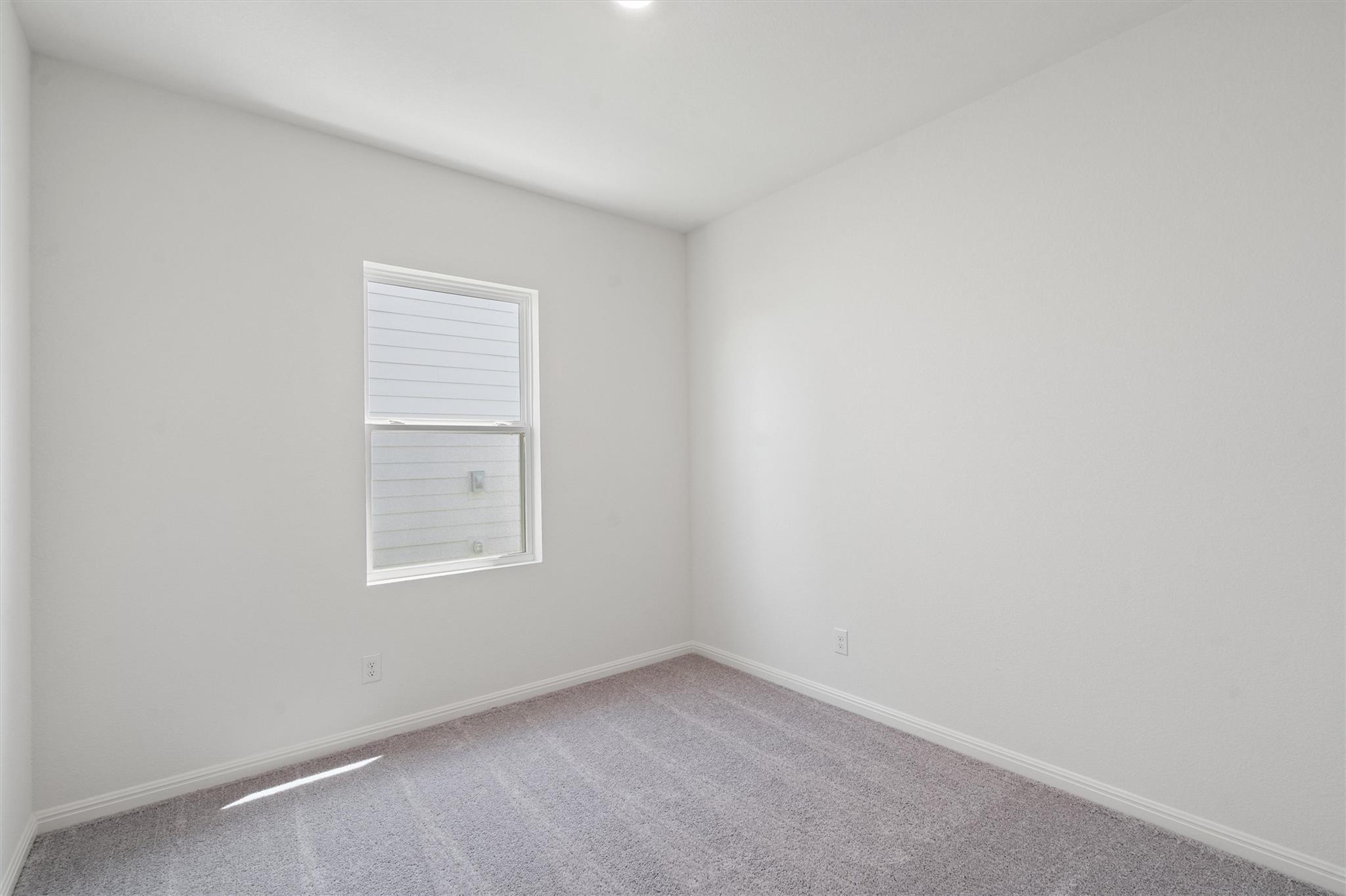 700 Gemsbok Dr, Hutto, TX 78634