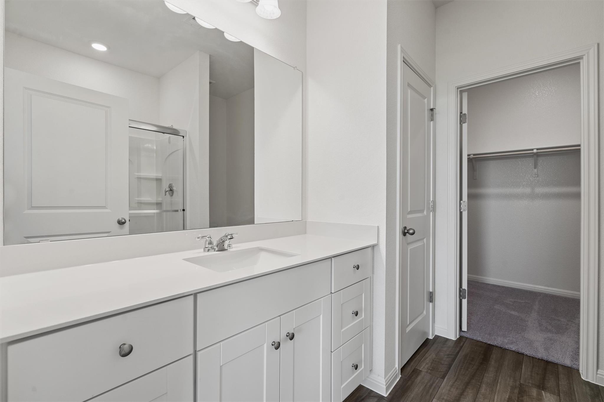 700 Gemsbok Dr, Hutto, TX 78634