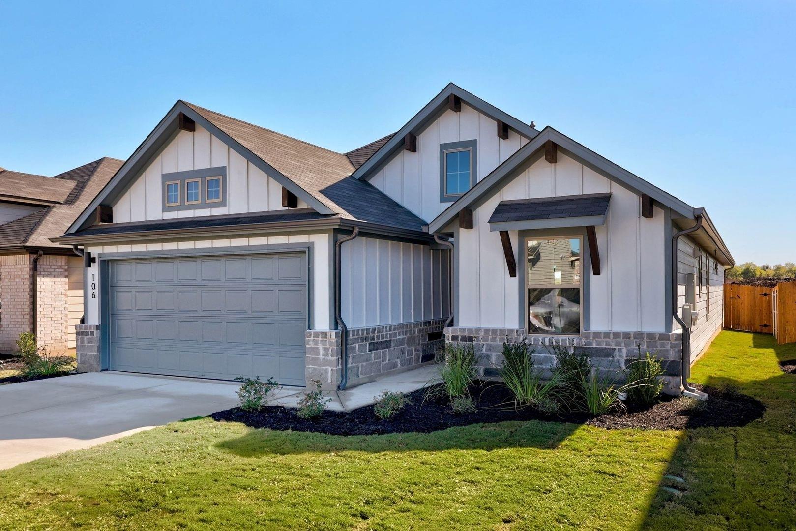 106 Mandeville Dr, Hutto, TX 78634