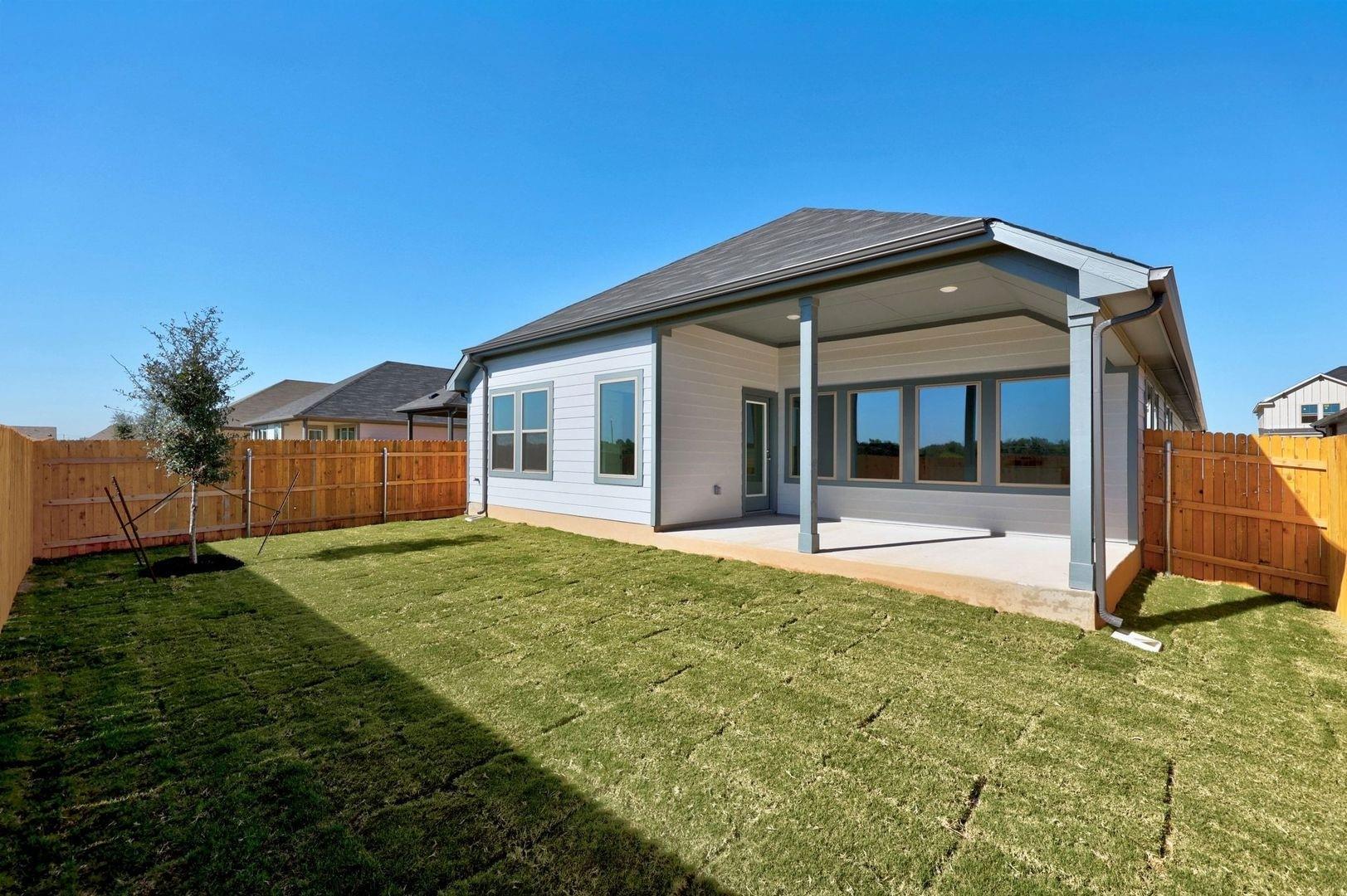 106 Mandeville Dr, Hutto, TX 78634