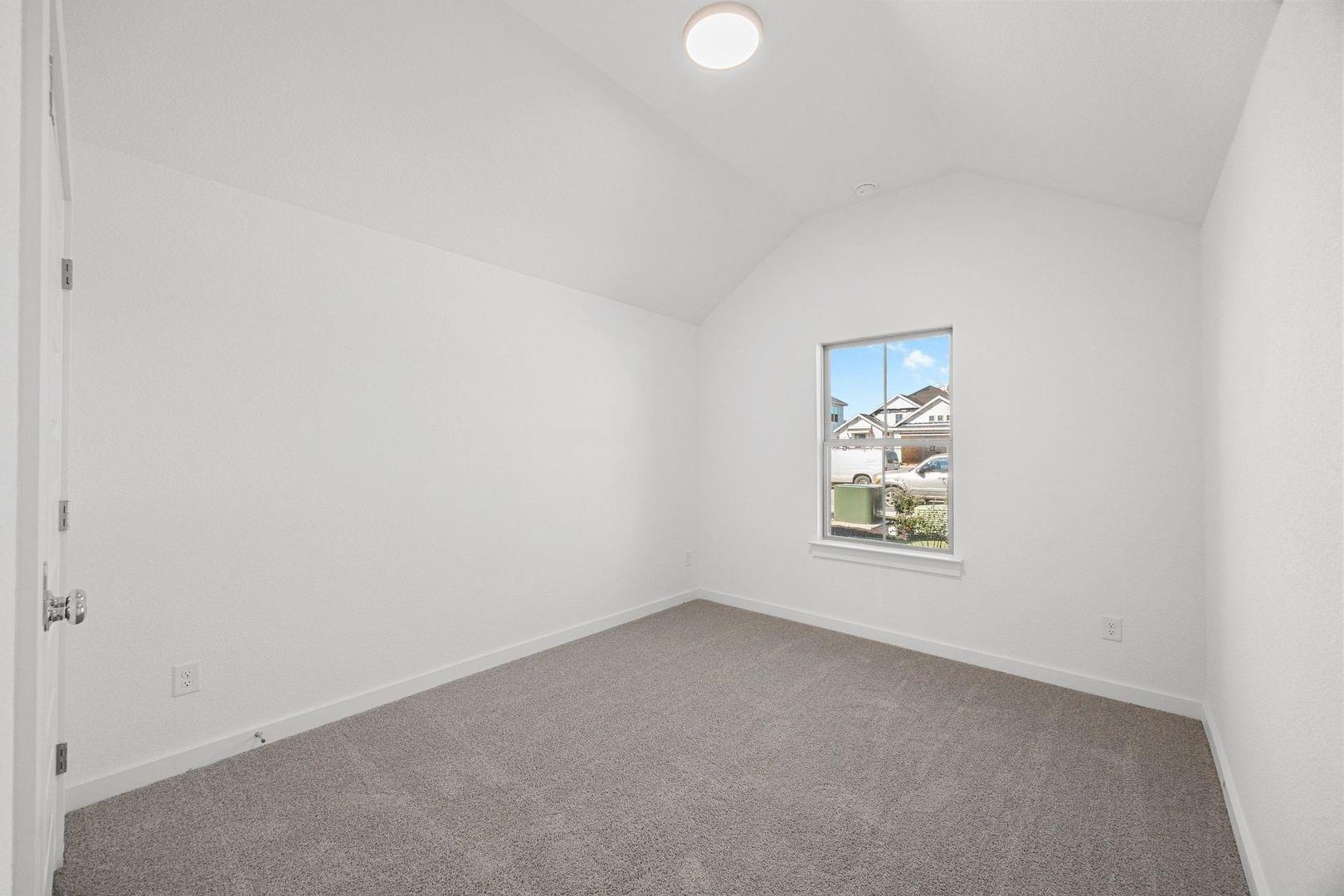 106 Mandeville Dr, Hutto, TX 78634