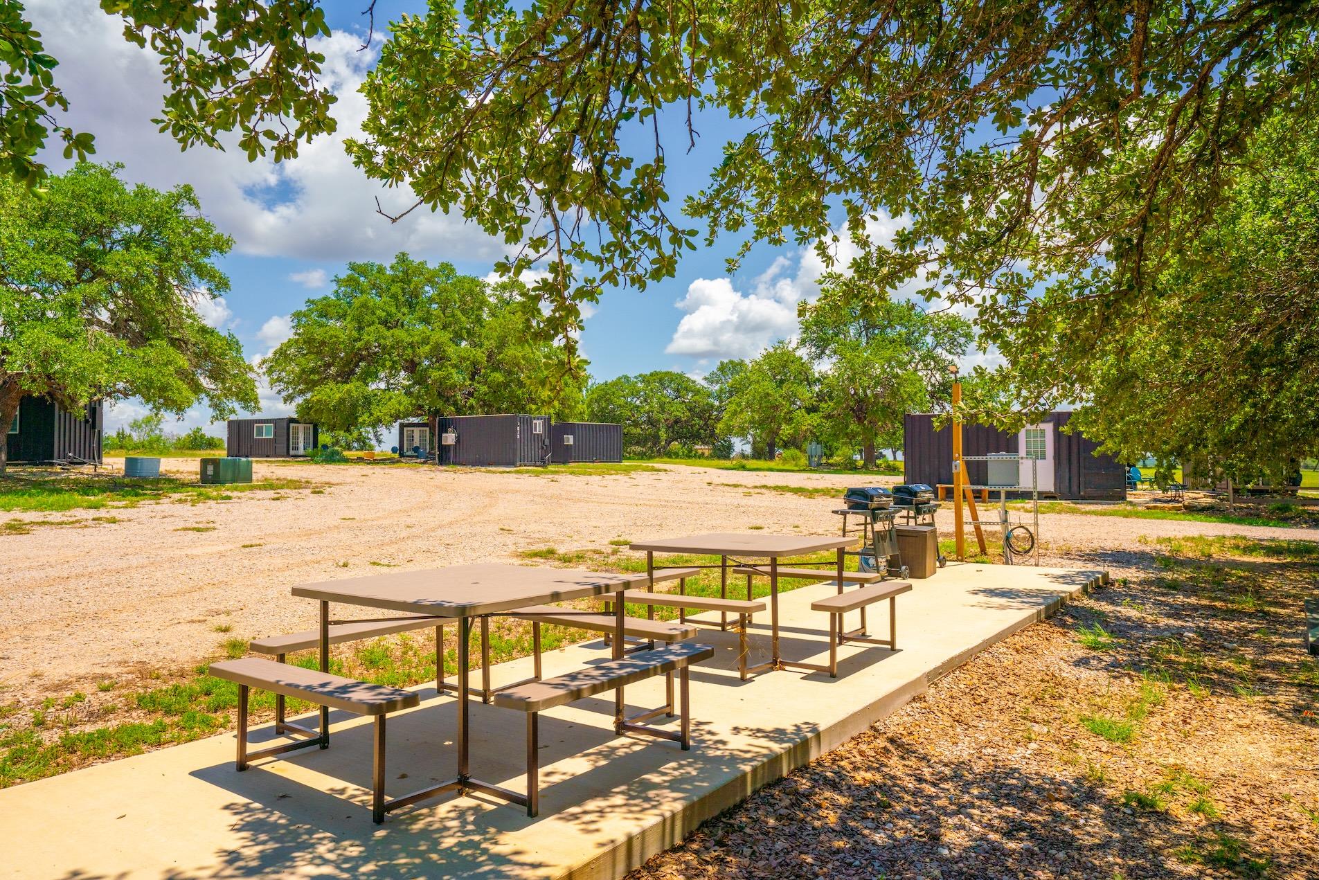 8502 E Us 290, Johnson City, TX 78636