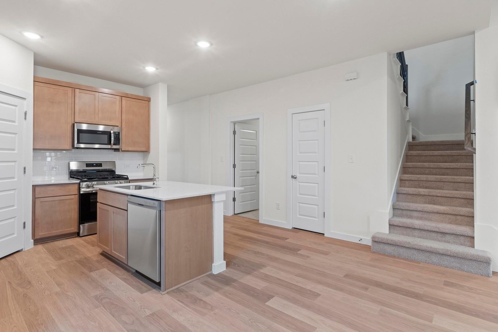 110 Mandeville Dr, Hutto, TX 78634