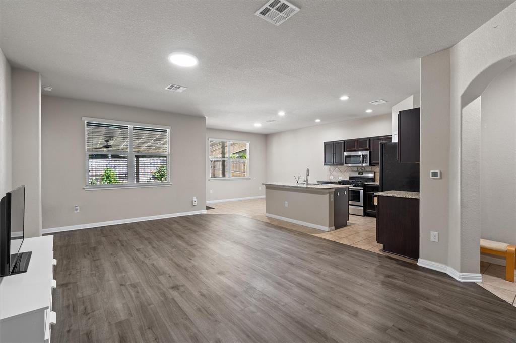 13809 Harrisglenn Dr, Pflugerville, TX 78660