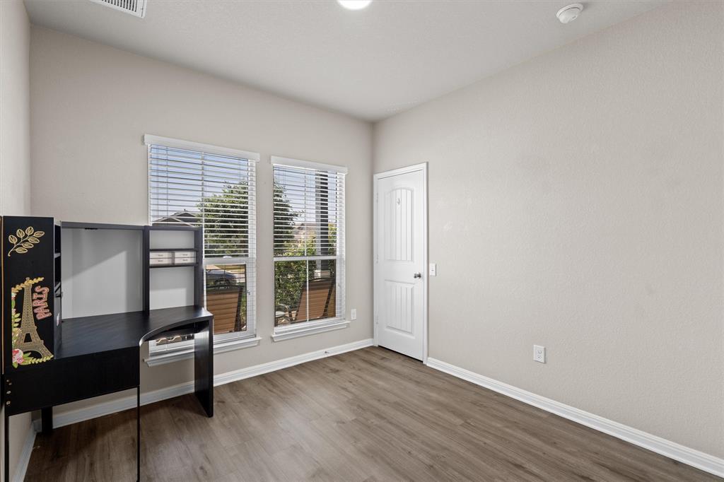 13809 Harrisglenn Dr, Pflugerville, TX 78660