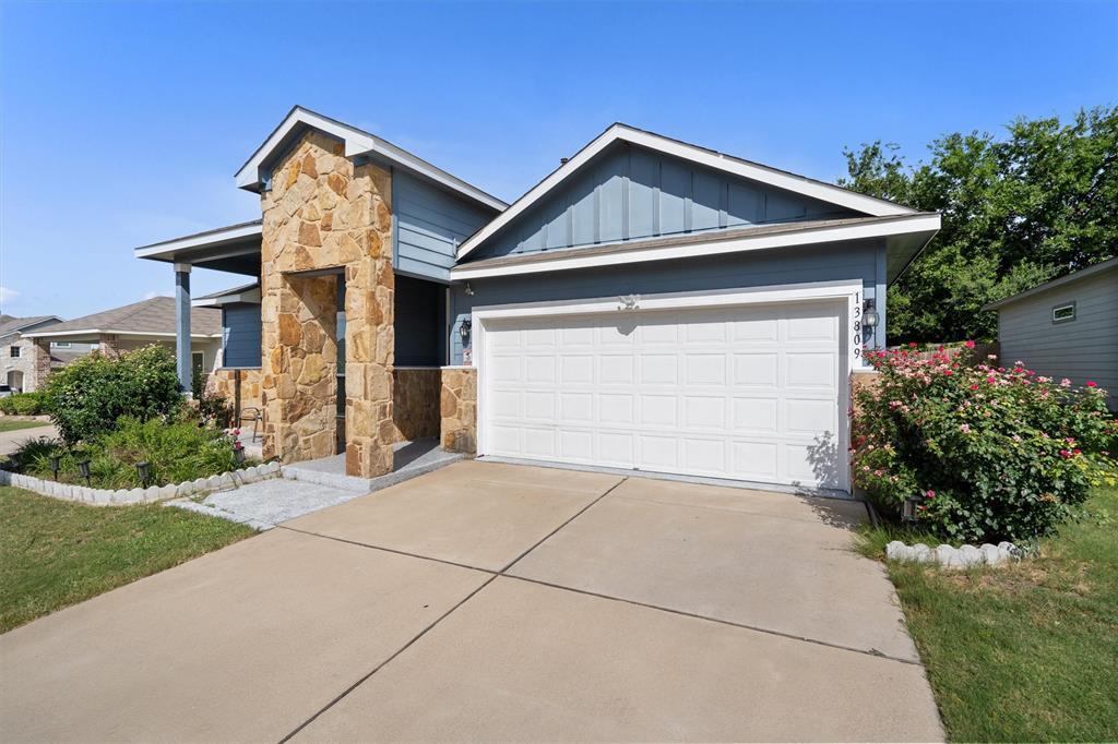 13809 Harrisglenn Dr, Pflugerville, TX 78660