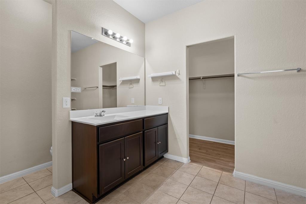 13809 Harrisglenn Dr, Pflugerville, TX 78660