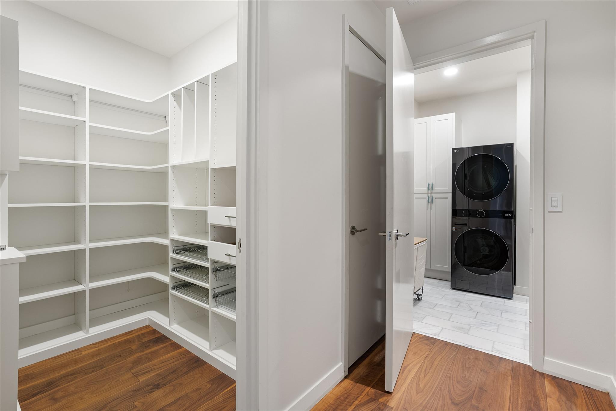 210 Lavaca St # 2505, Austin, TX 78701