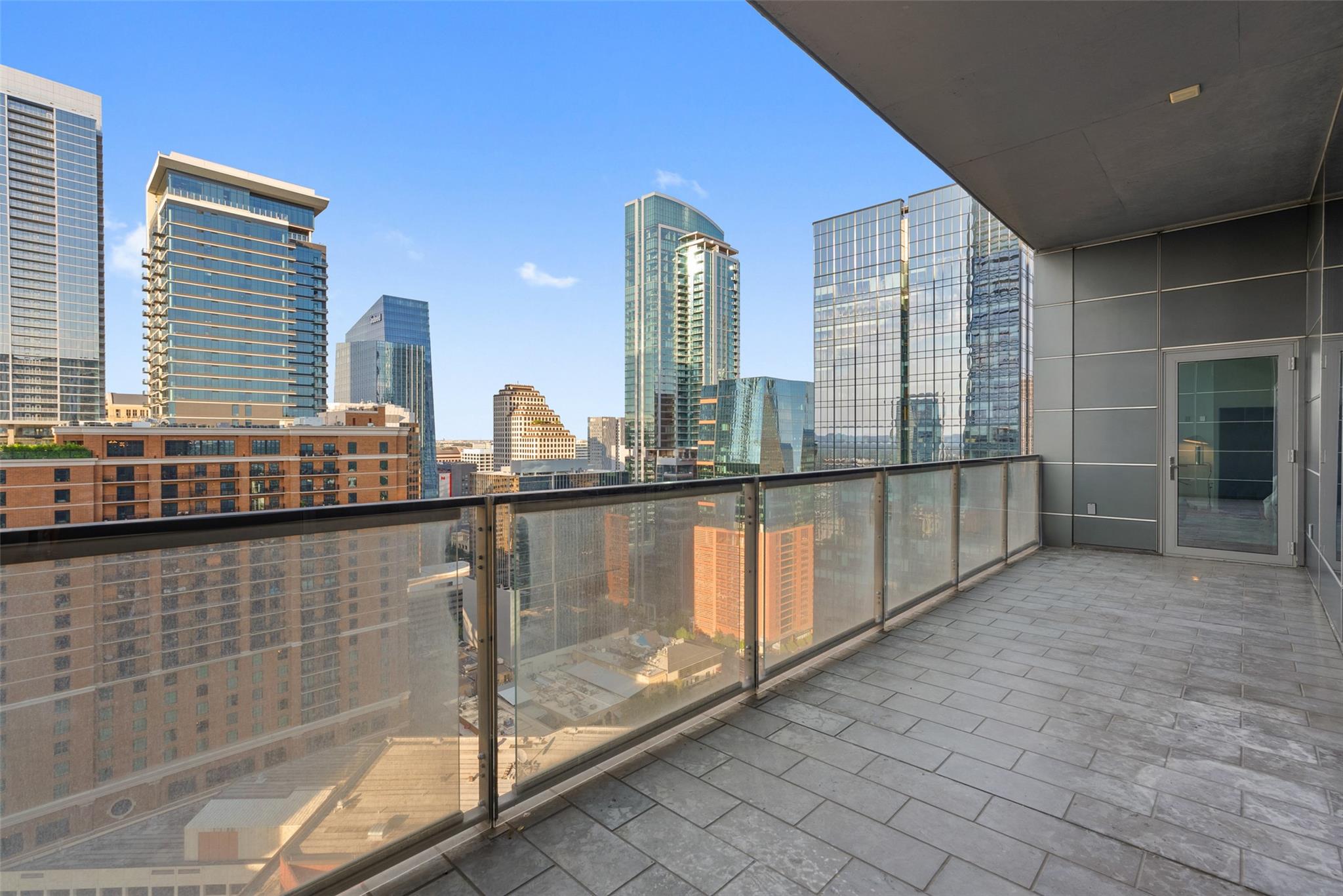 210 Lavaca St # 2505, Austin, TX 78701