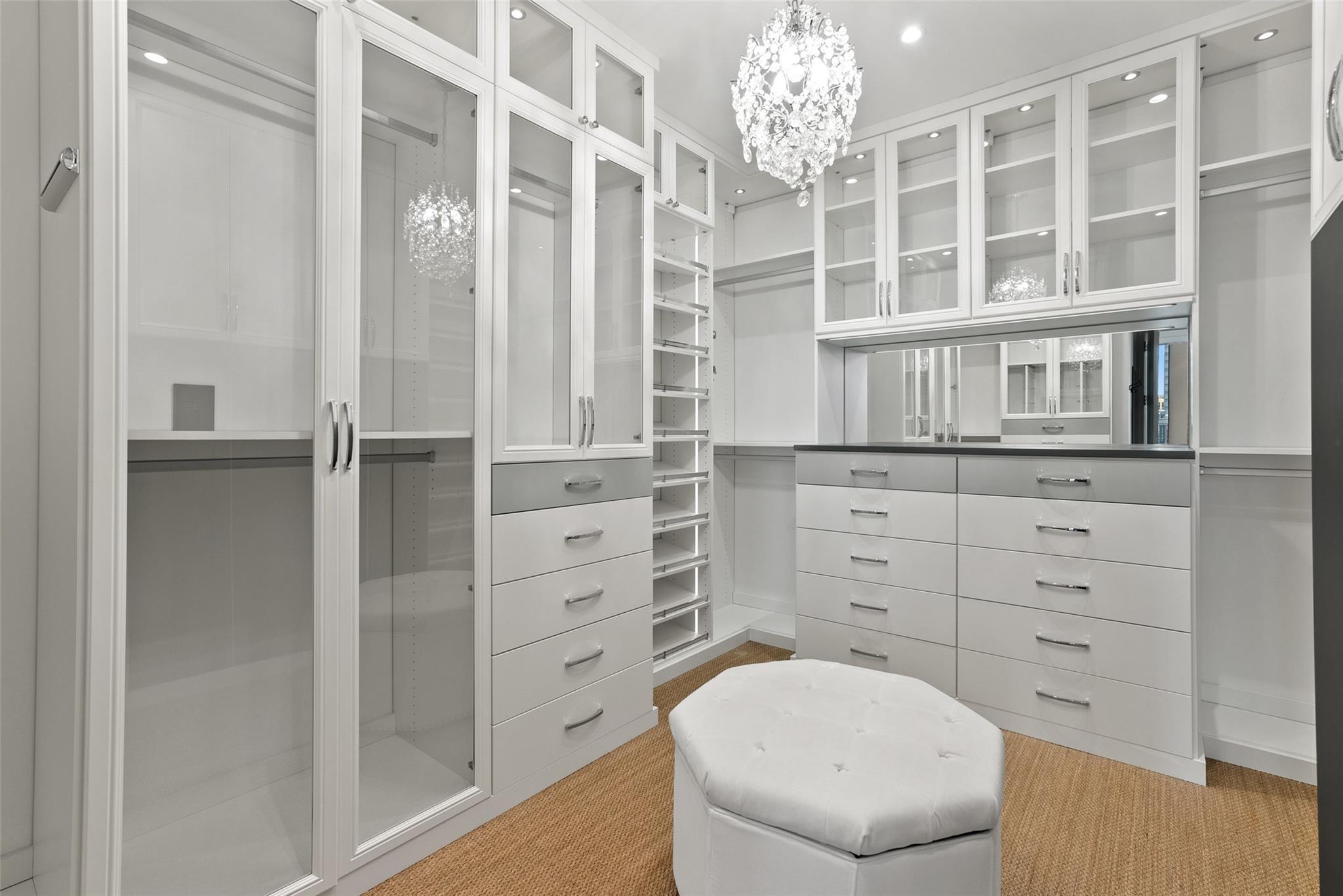 210 Lavaca St # 2505, Austin, TX 78701